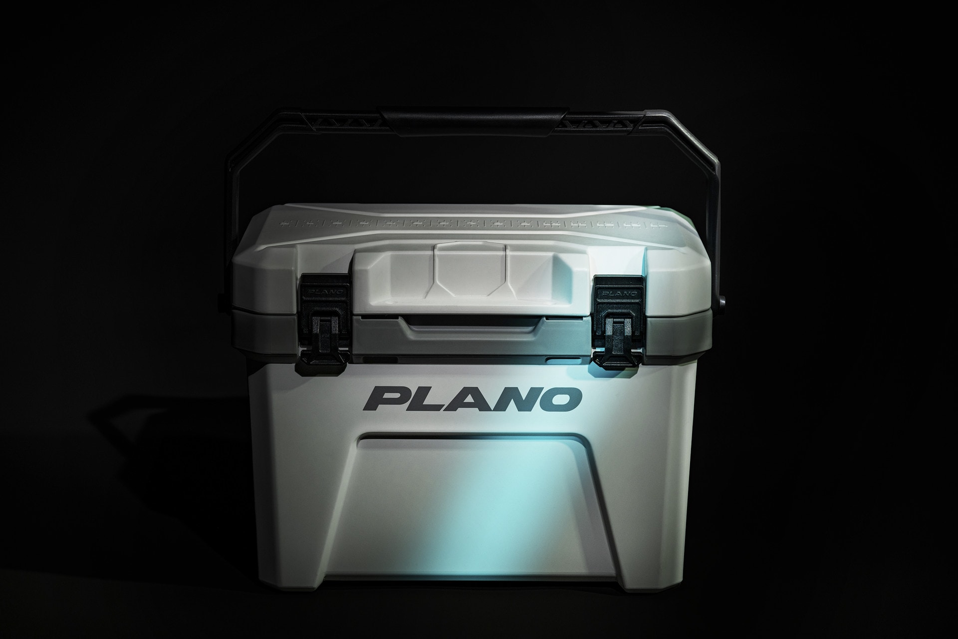 Frigo touristique Outdoors Frost Cooler 14 L Plano - White