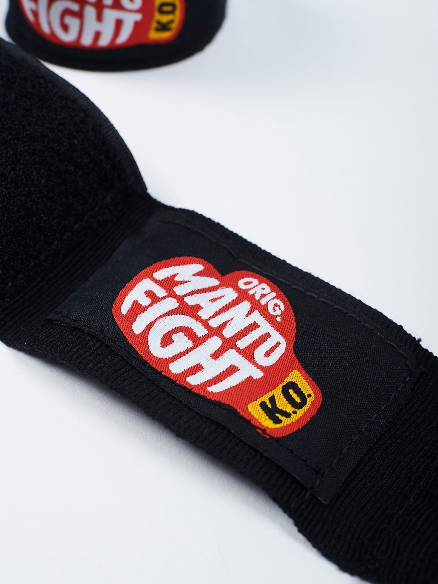 Bandages de boxe Glove 4 m Manto - Black