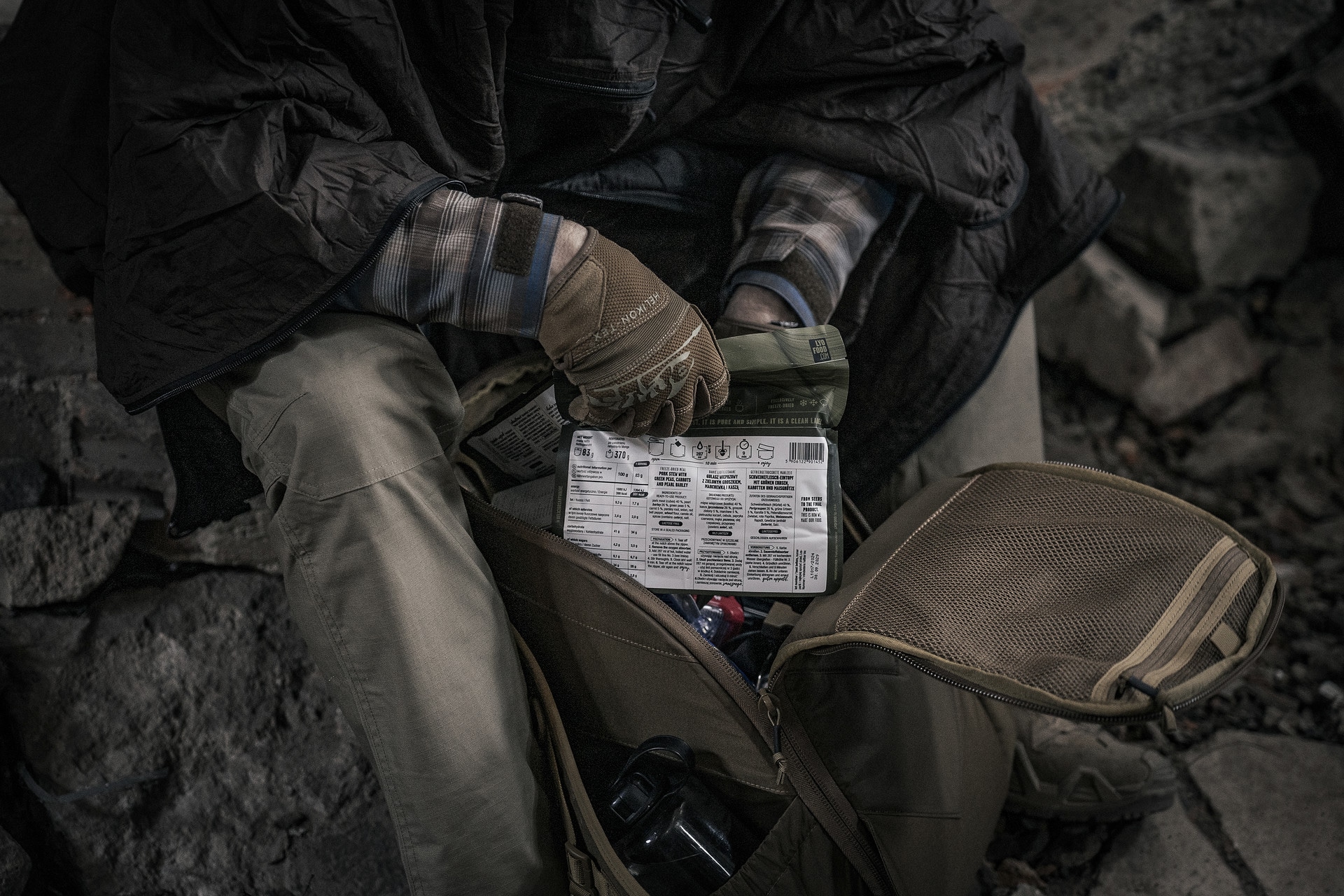 Aliments lyophilisés Field Ragoût de porc avec gruau 370 g LYOFOOD