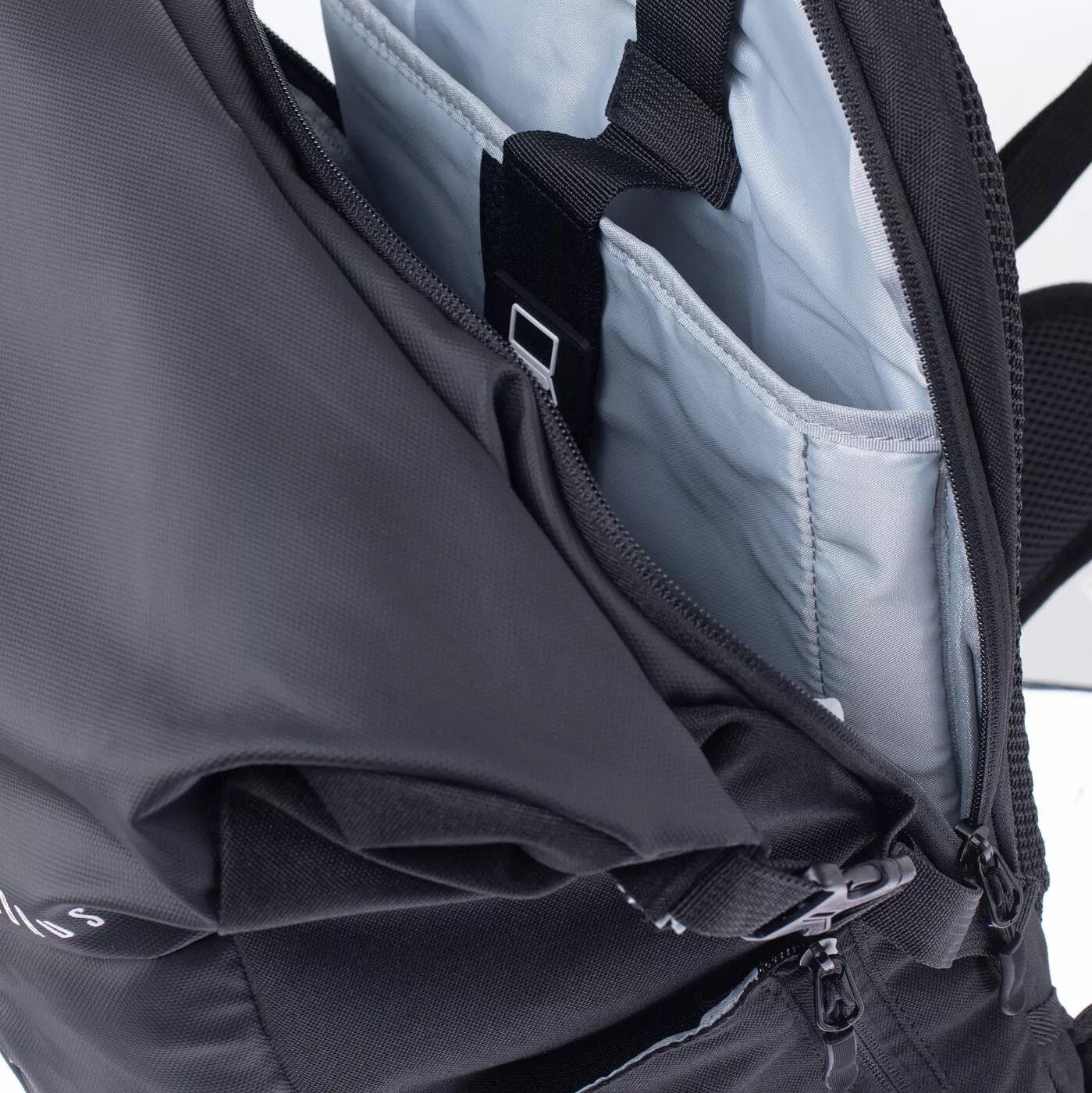 Sac à dos Astrum 28 L Elbrus - Black 