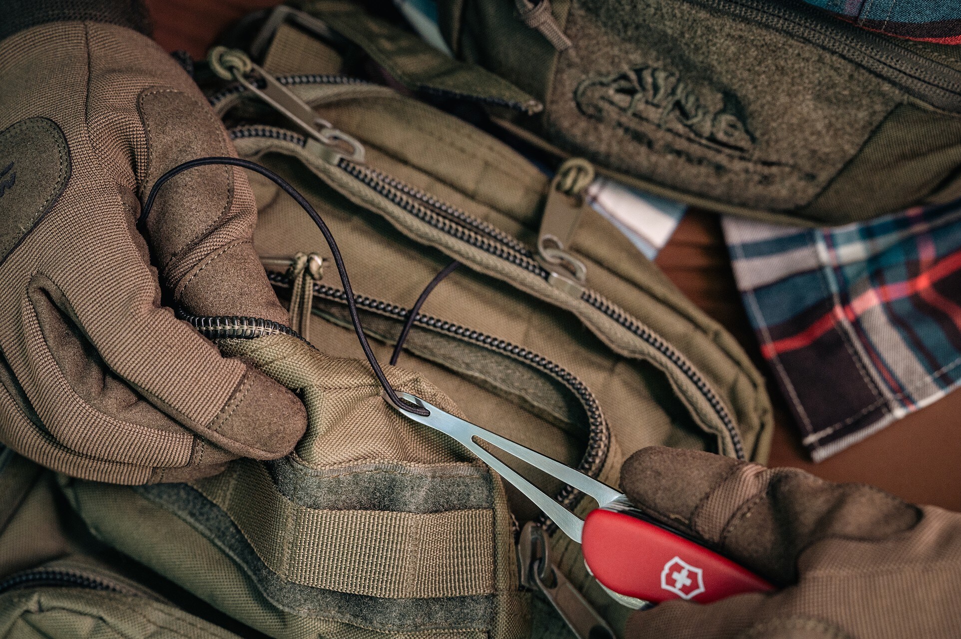 Couteau de poche Work Champ XL Victorinox - Red
