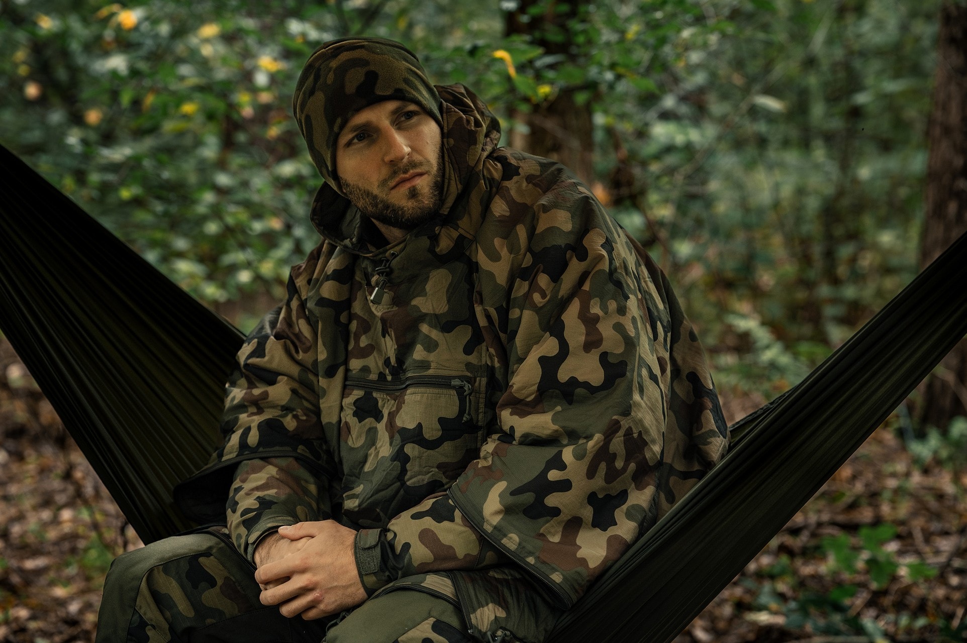 Poncho avec fonction sac de couchage Swagman Roll Climashield Apex Helikon-Tex - wz.93 Pantera PL Woodland