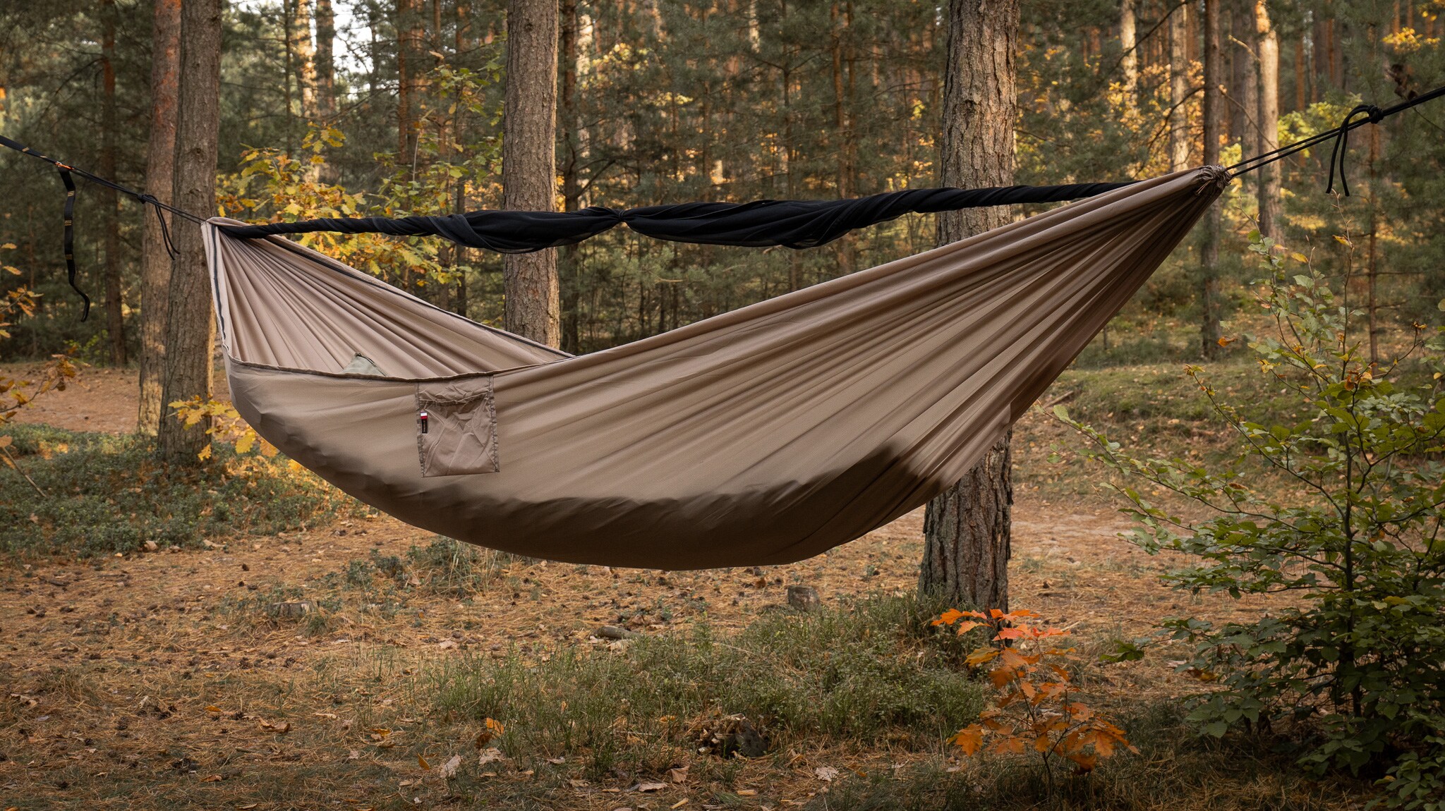 Hamac ultra-léger Ważka V2 Long Double Zip - avec moustiquaire TigerWood - Desert