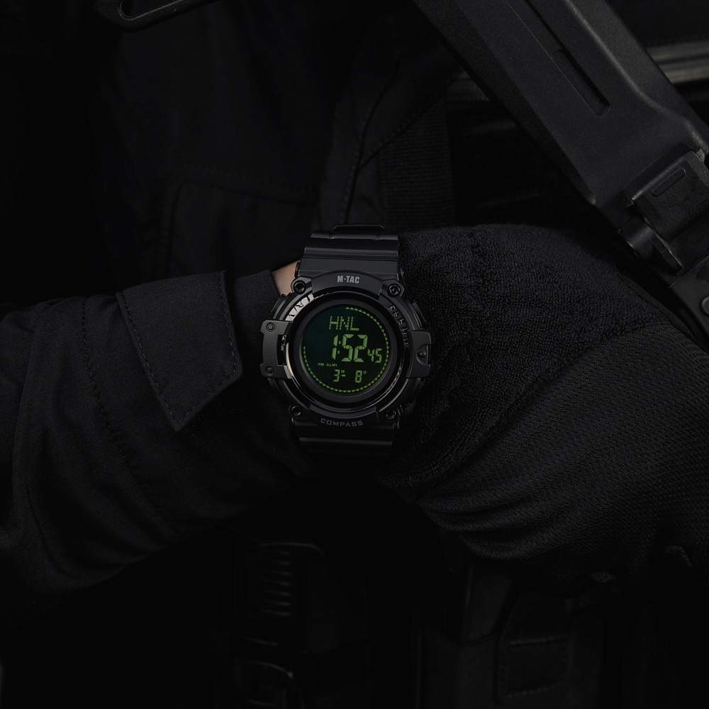 Montre tactique avec boussole2233 M-Tac - Black