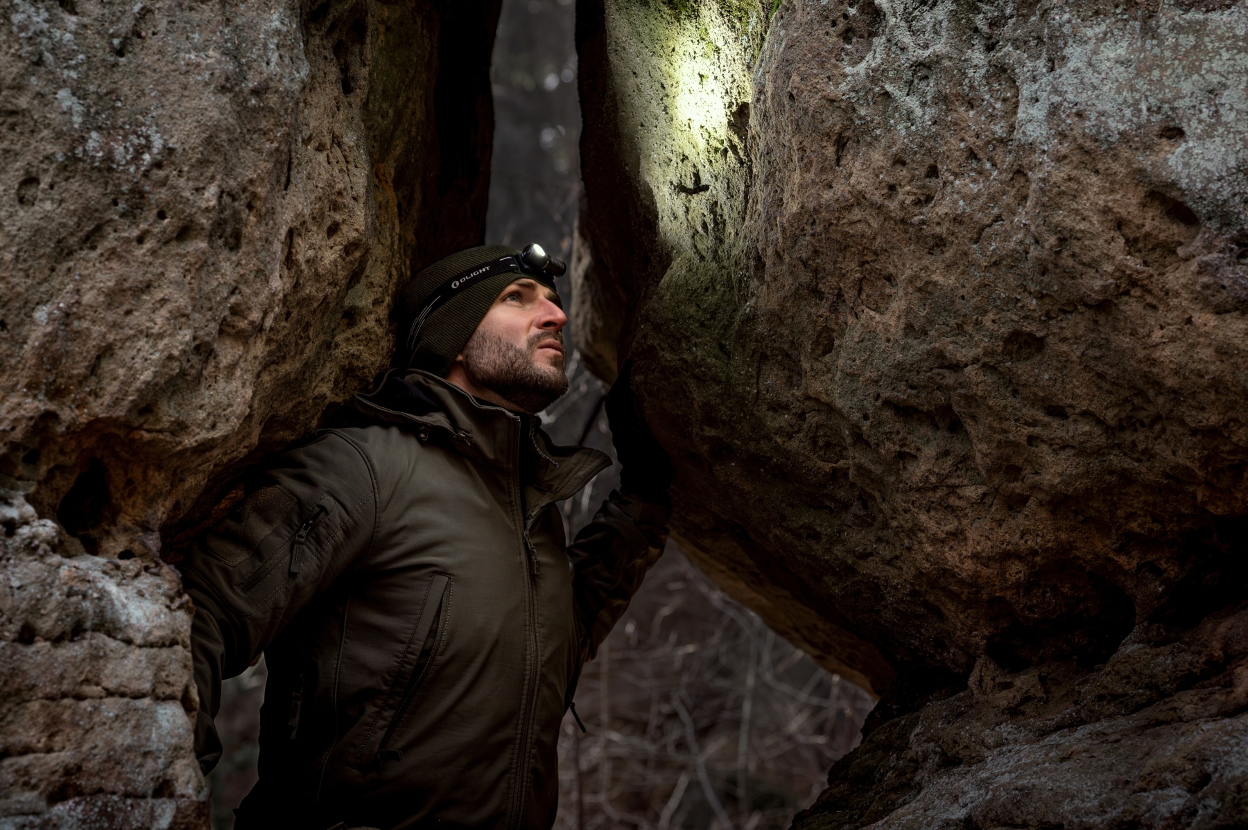 Lampe frontale et angulaire avec bandeau Perun 3 Mini HCRI Neutral White Black - 920 lumens Olight