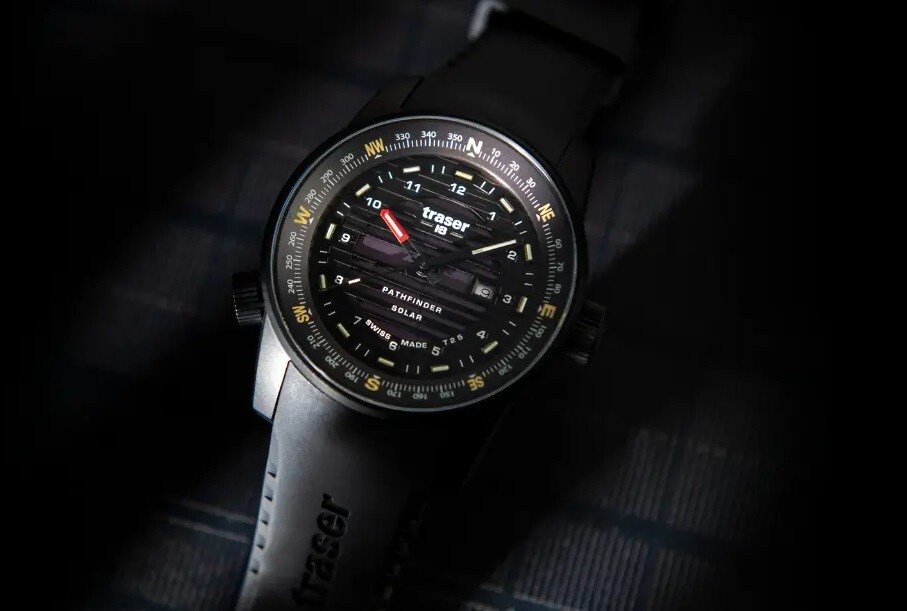 Montre P68 Pathfinder Solar RS Traser