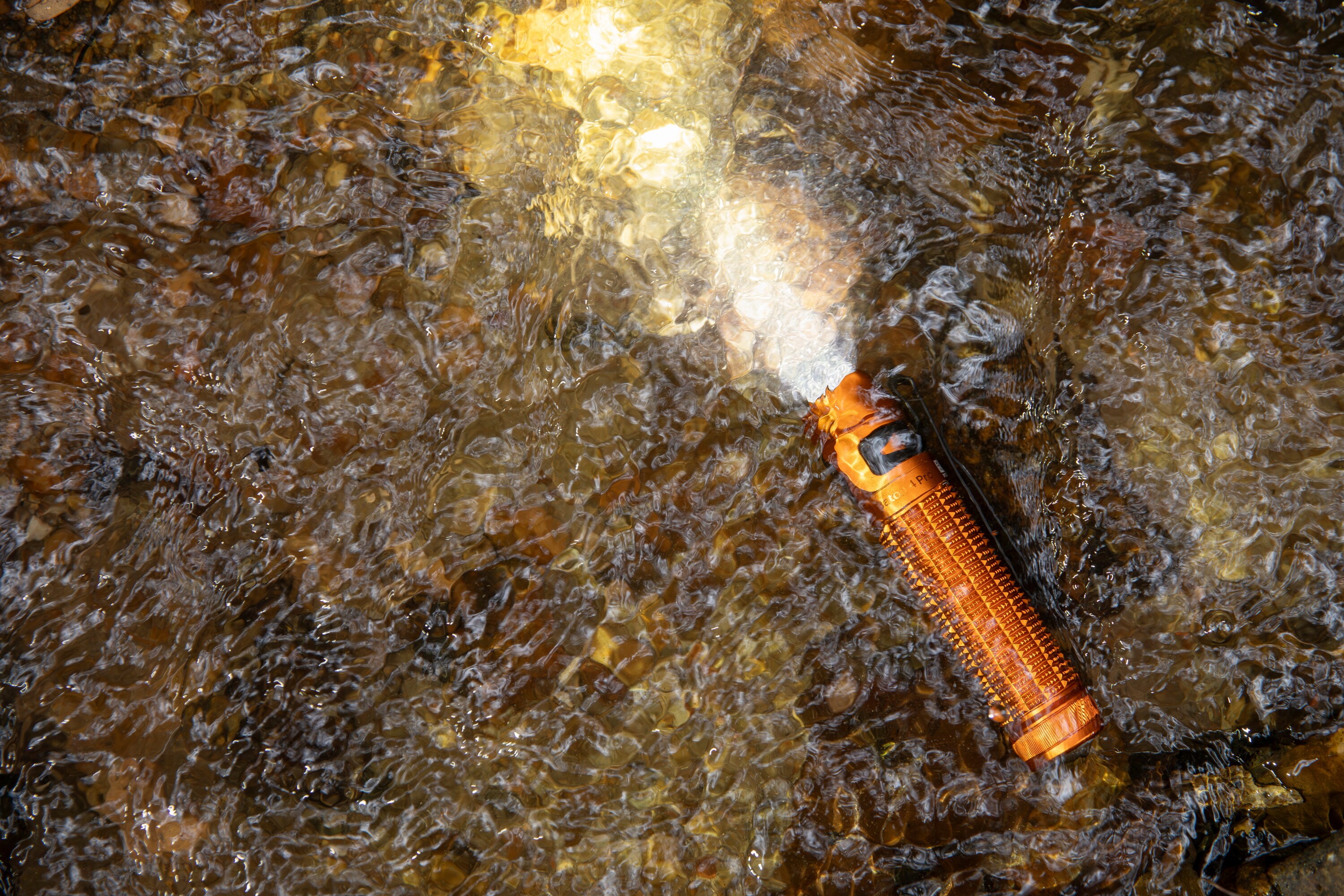 Lampe de poche Baton 4 Pro Orange - 1600 lumens Olight