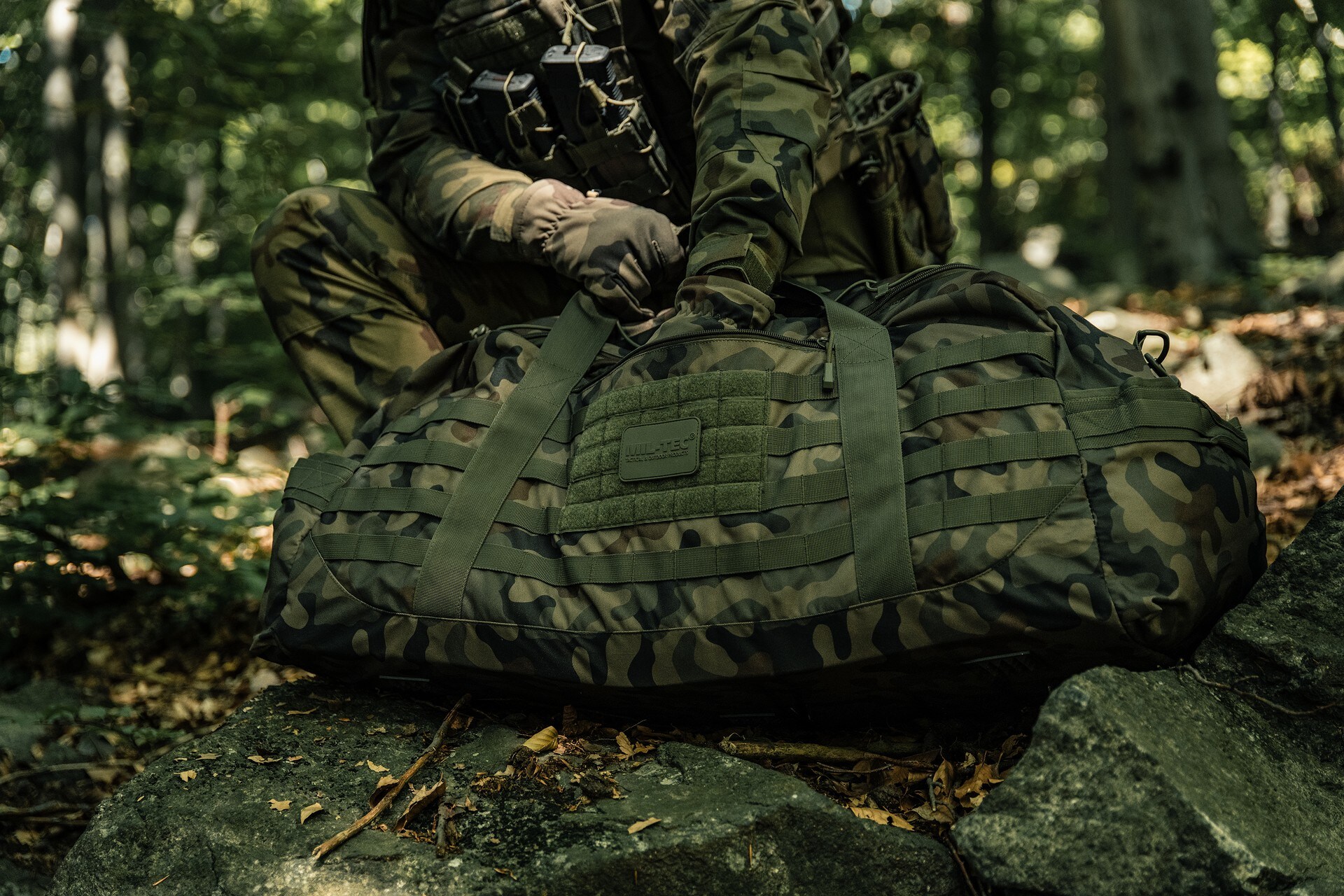 Sac US Combat Parachute Cargo Large 105 L Mil-Tec - wz.93 Pantera PL Woodland