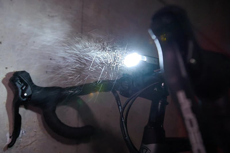 Éclairage avant pour vélo Rigel Lite - 500 lumens Moon