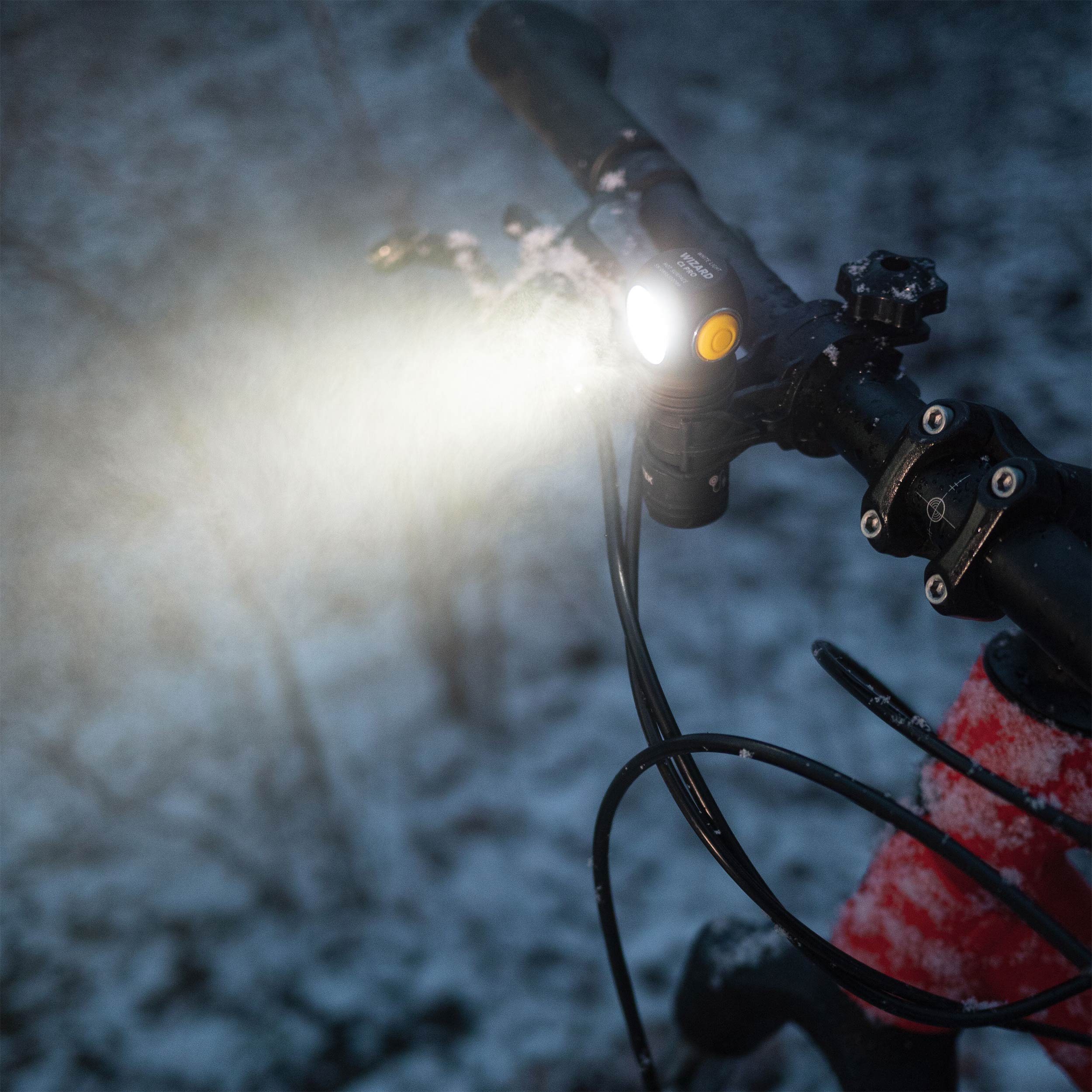 Lampe frontale et angulaire Wizard C1 Pro Magnet USB White PCB - 1000 lumens Armytek