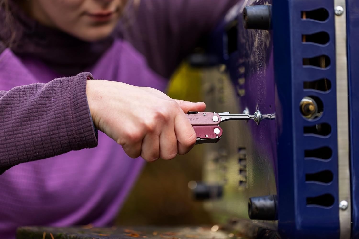 Multitool avec étui Rebar Leatherman - Heathered Cranberry