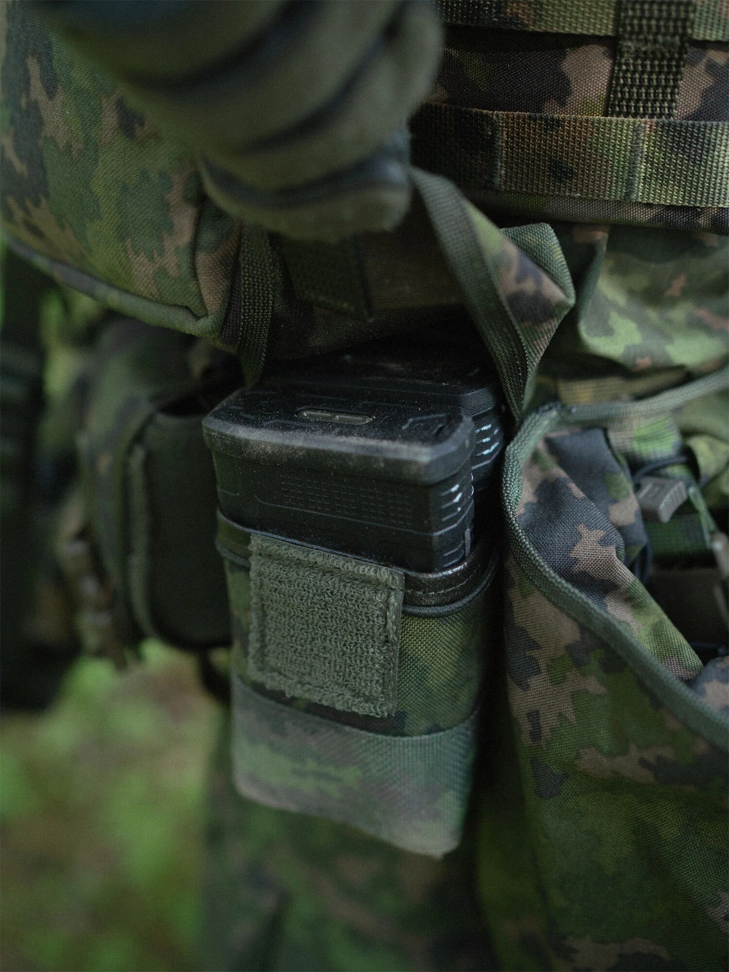 Double pochette pour chargeur AR10 Savotta - M05 Woodland