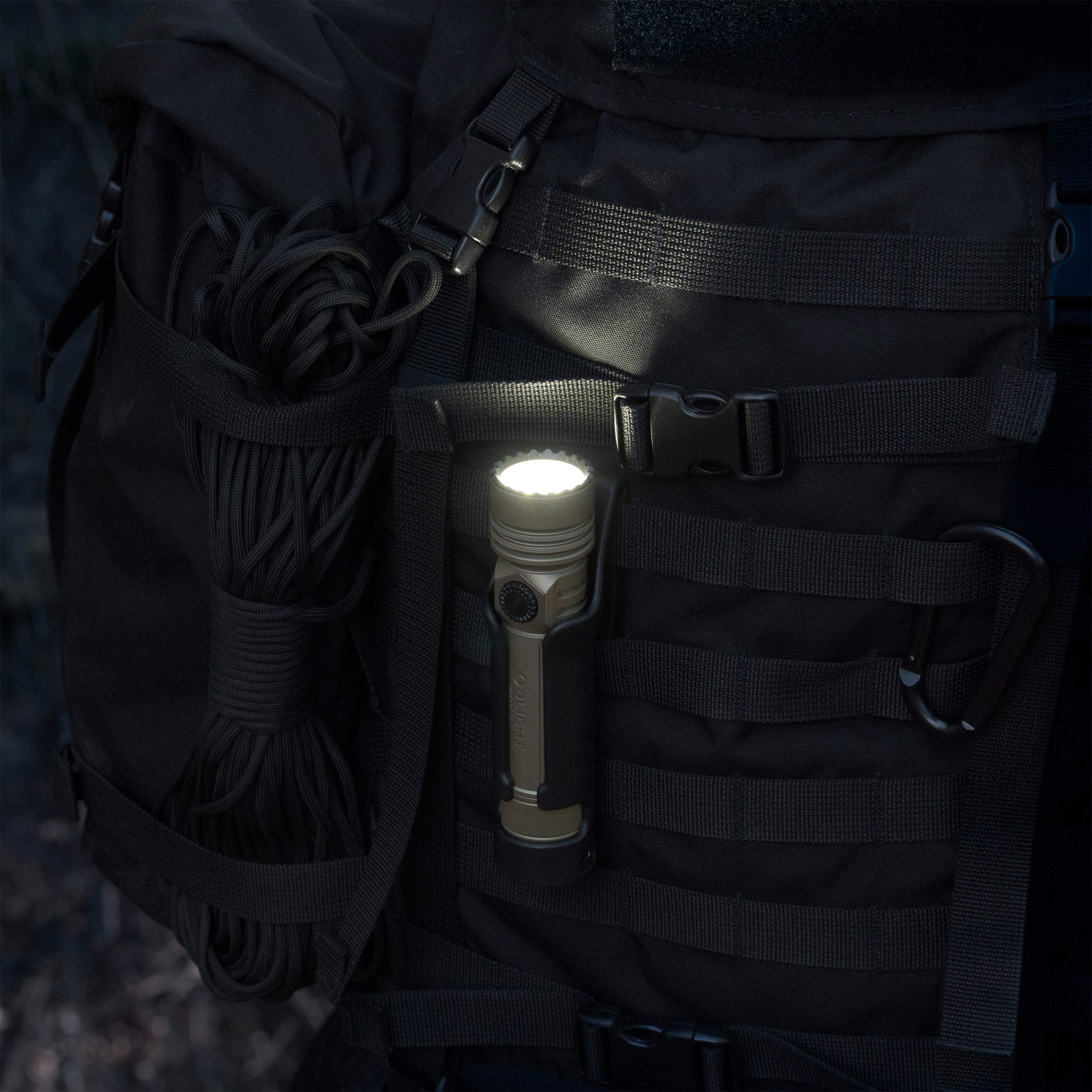 Lampe de poche tactique et de recherche Seeker Ultra Cool White Olive Green - 4800 lumens Olight
