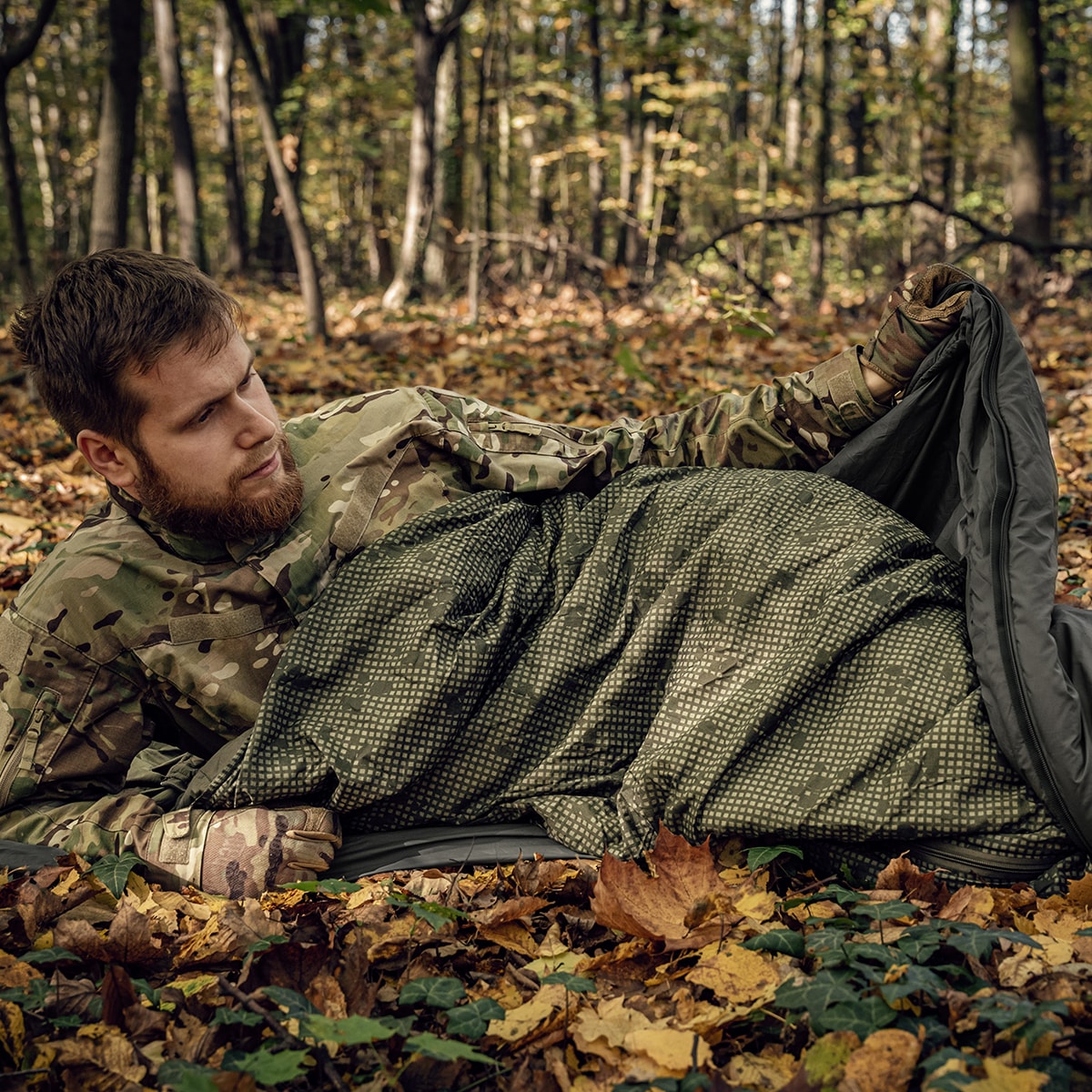 Poncho avec fonction sac de couchage Swagman Roll Climashield Apex Helikon - Desert Night Camo