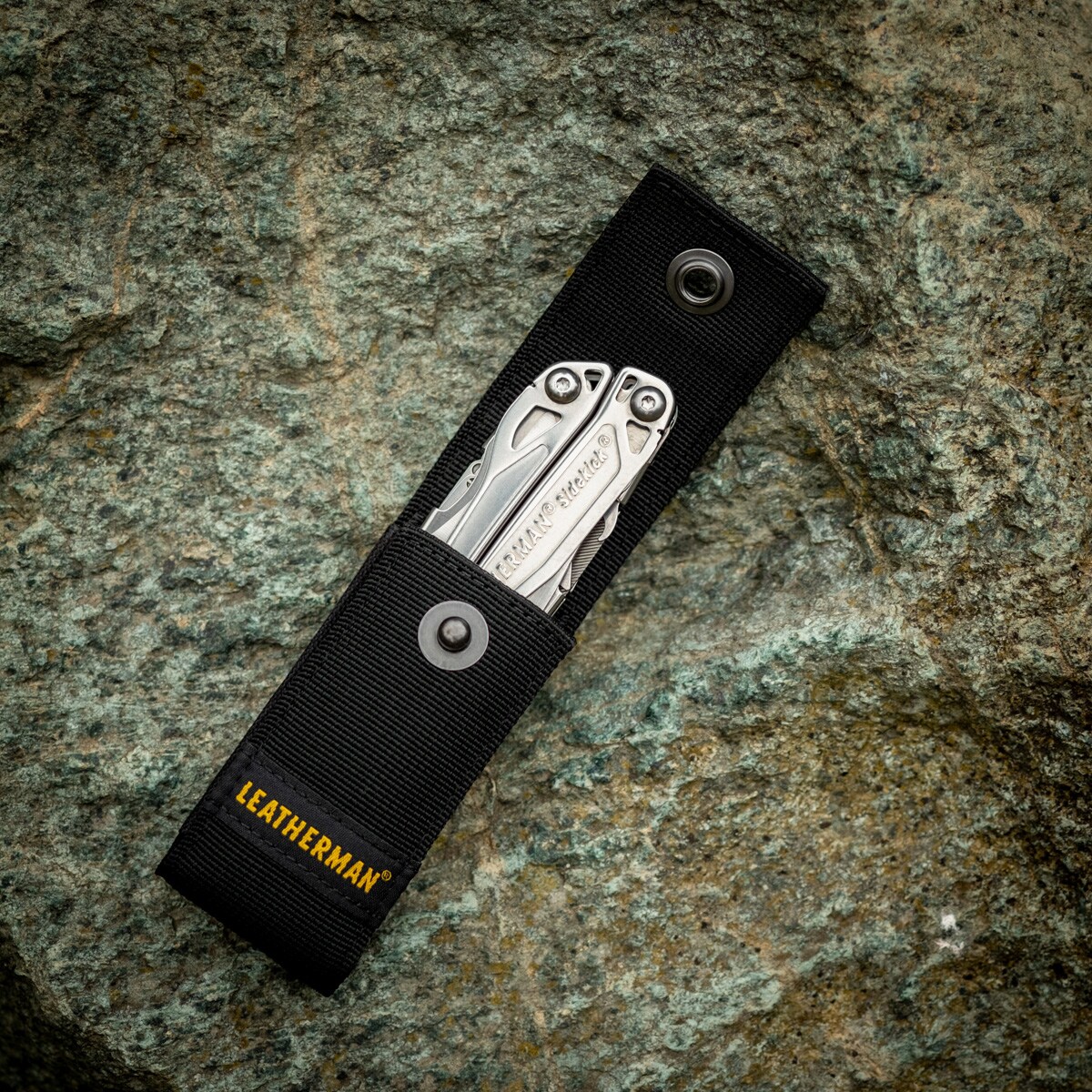 Multitool Sidekick Leatherman avec holster