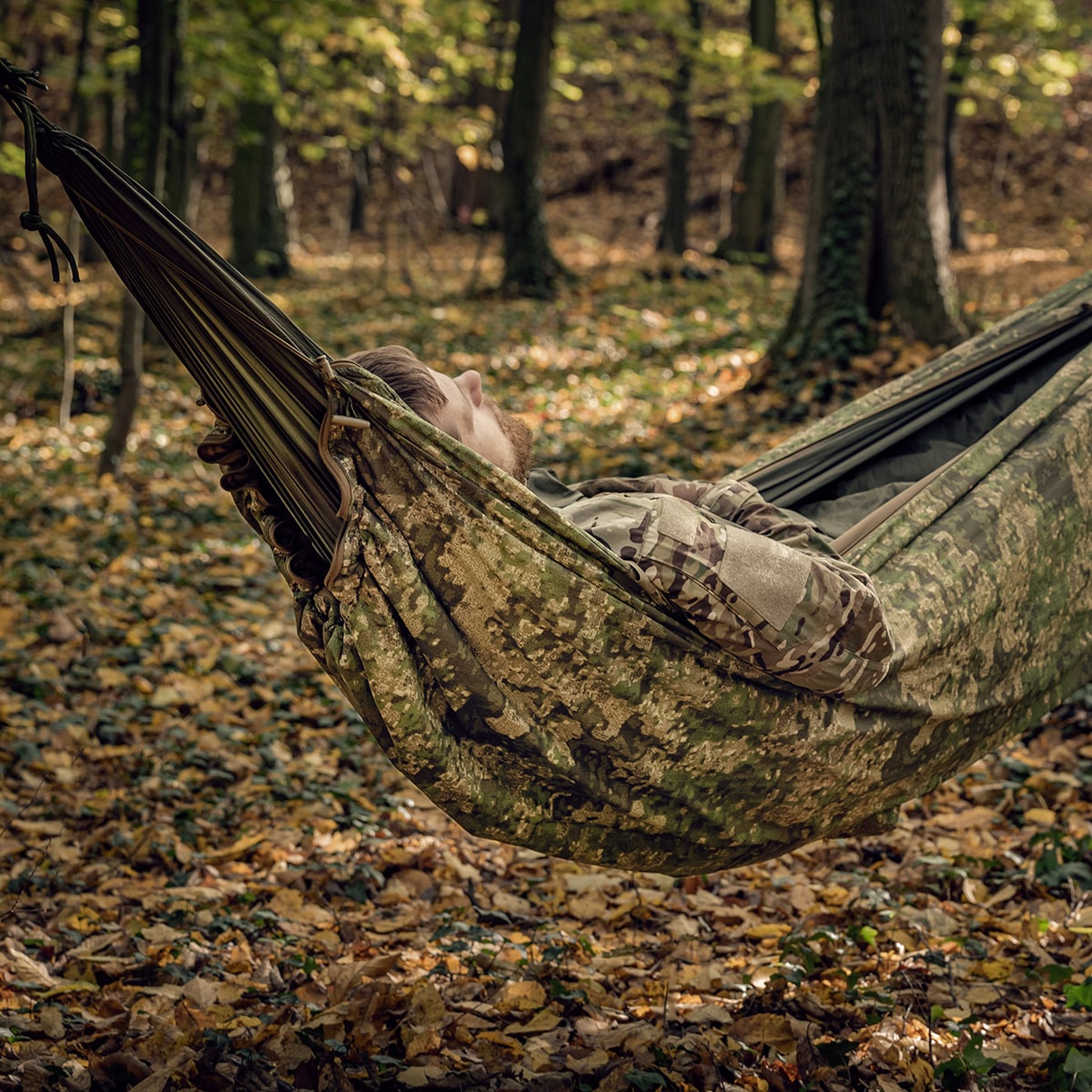 Poncho Swagman Roll Climashield Apex avec fonction sac de couchage Helikon-Tex - PenCott WildWood