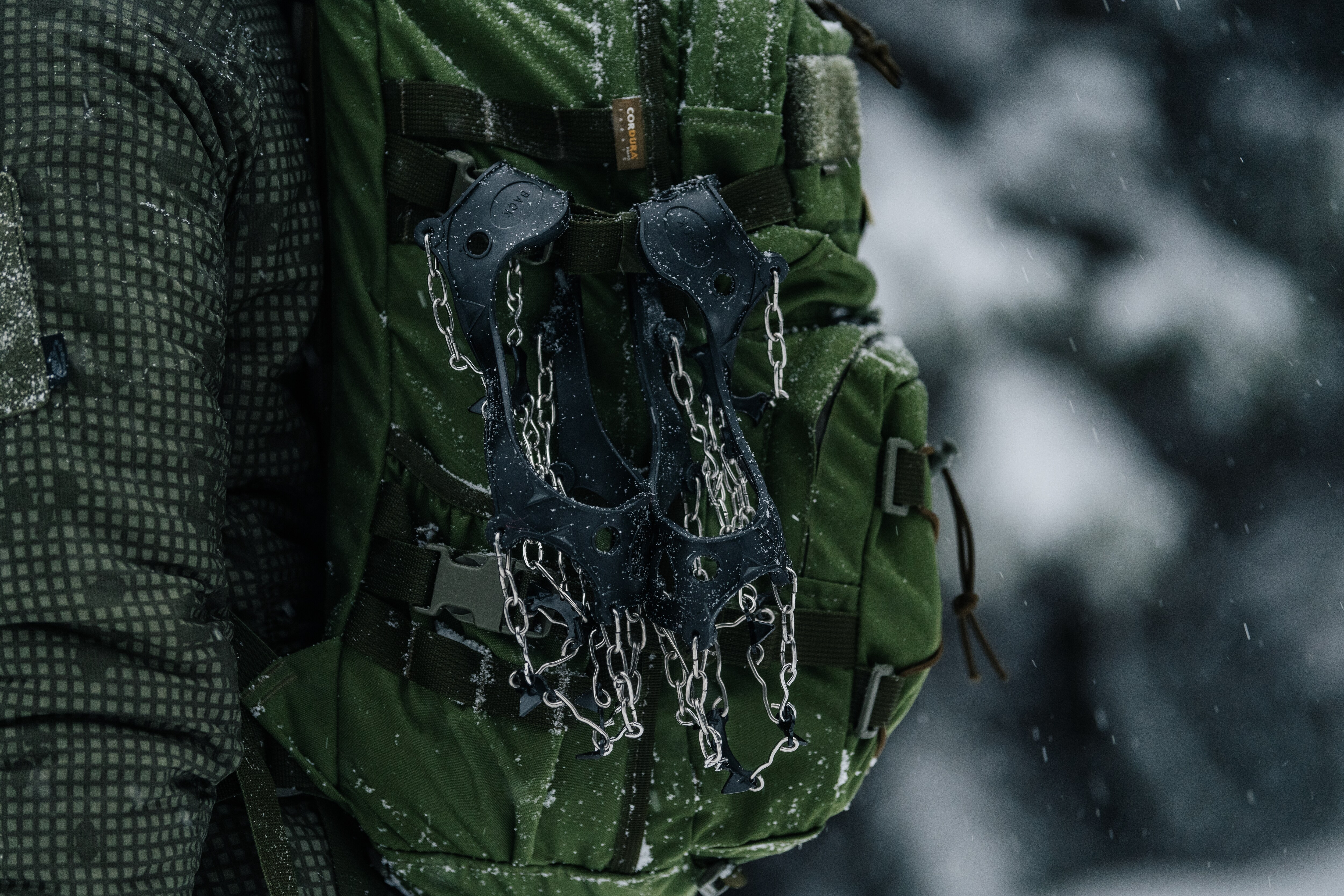 Crampons pour chaussures Himalaya Badger Outdoor - Black