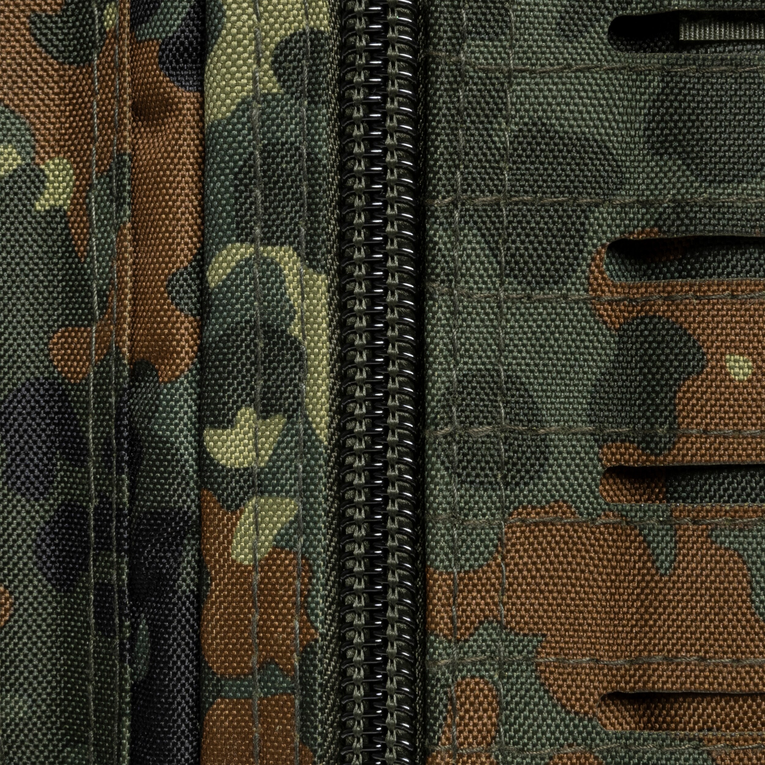 Sac à dos  Large Assault Pack Laser Cut 36 L Mil-Tec - Flecktarn