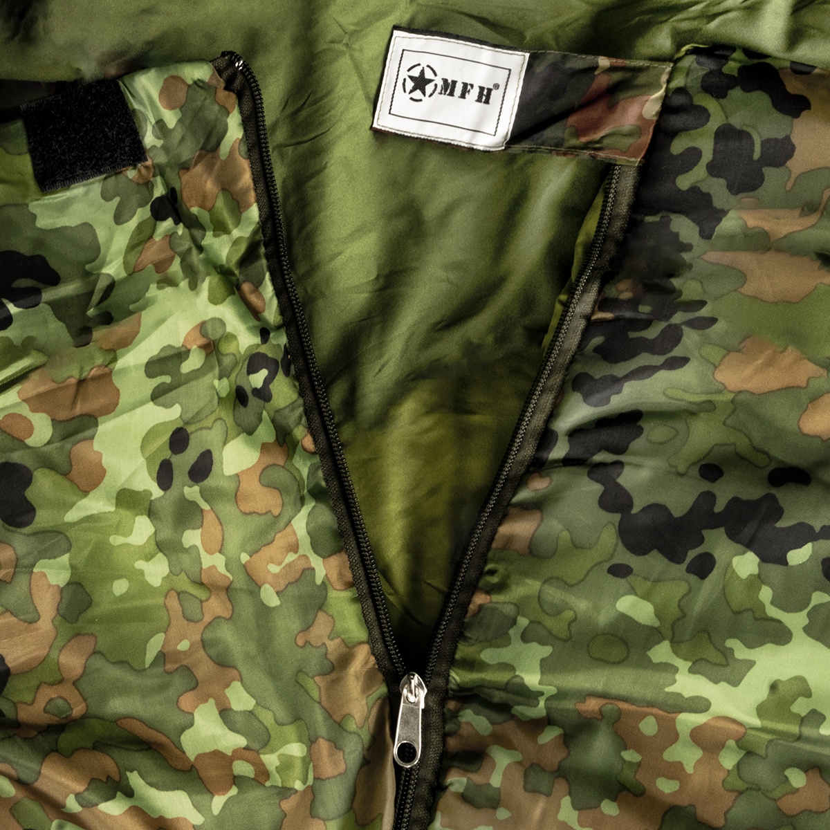 Sac de couchage Israeli Pilot MFH - gauche Flecktarn