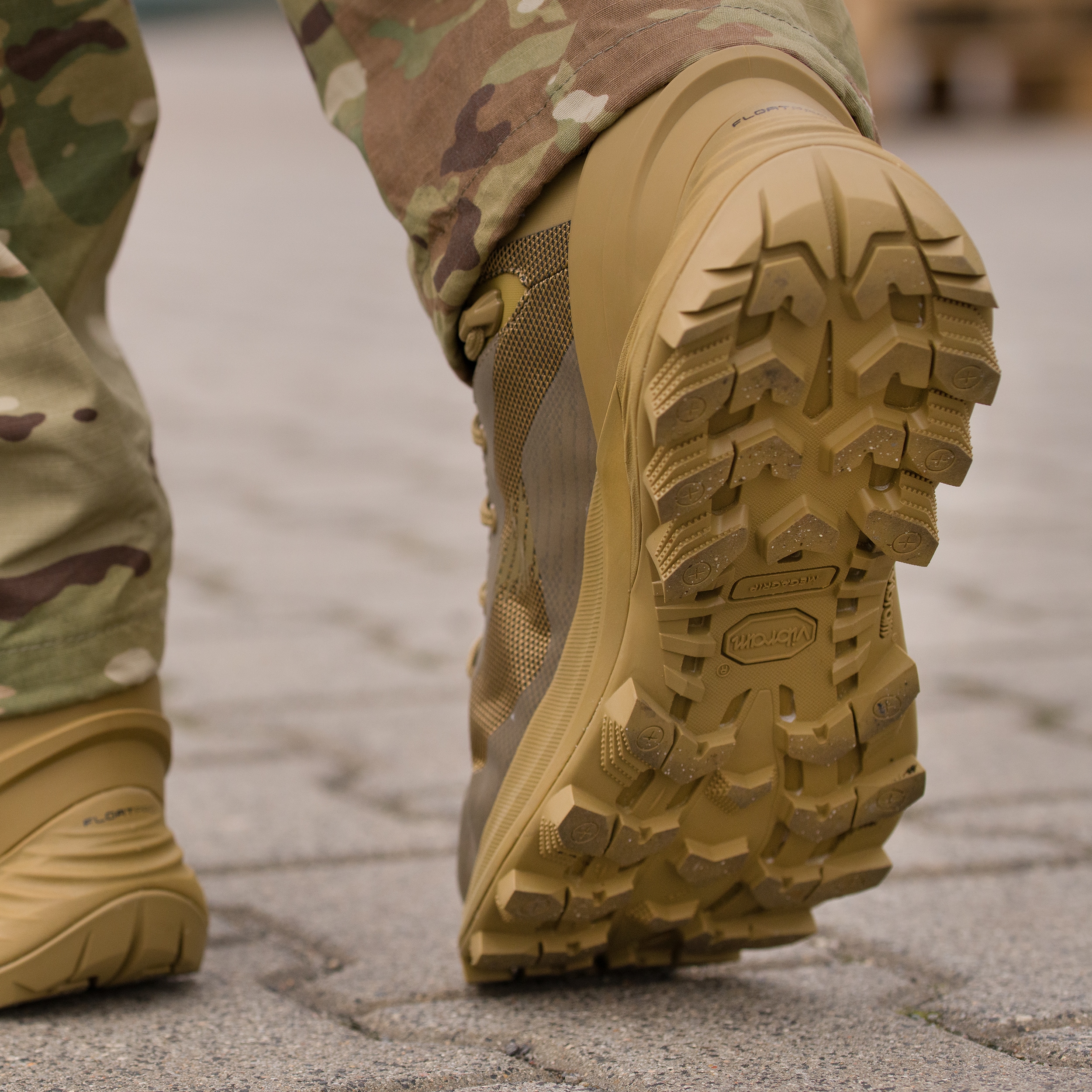 Chaussures Rogue GTX 8'' Tactical Merrell - Dark Coyote