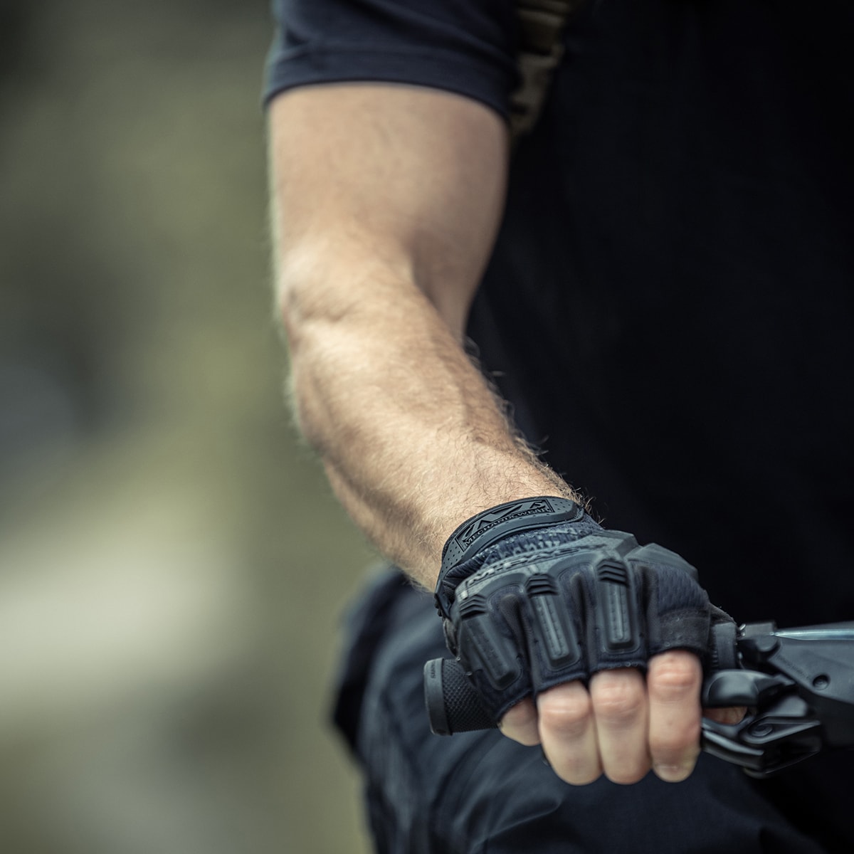 Mechanix mpact fingerless sales