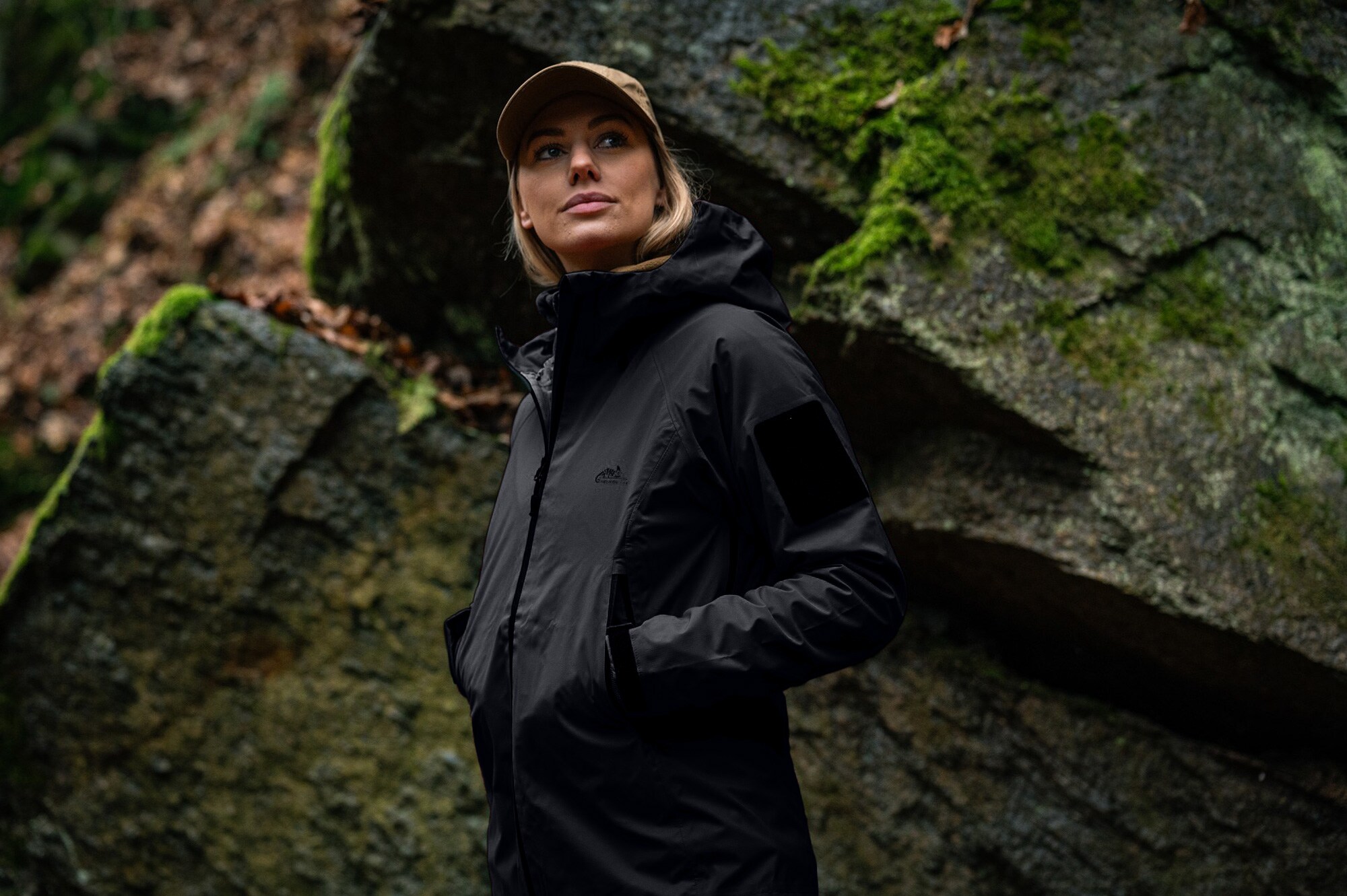 Helikon-Tex Squall Hardshell női kabát - Black