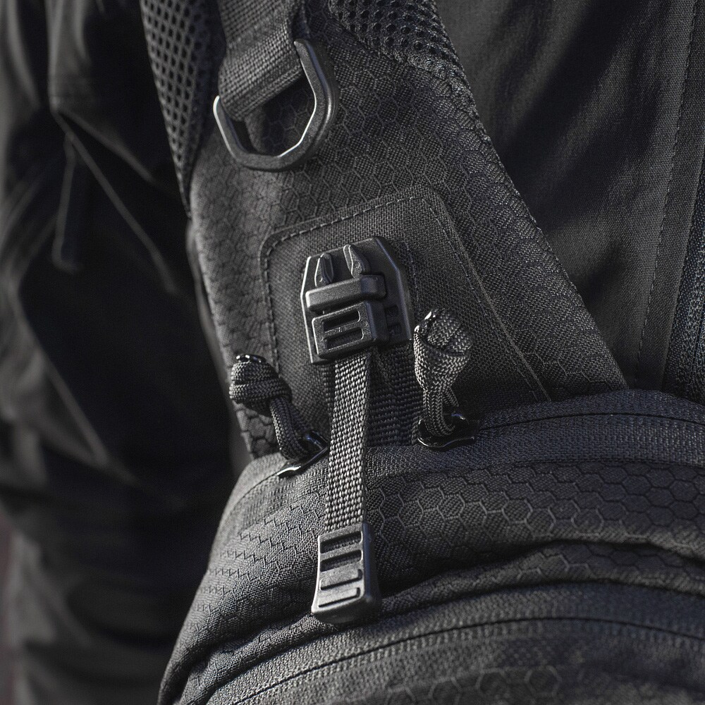 M-Tac Buckler Bag Elite Hex válltáska 7 l - Black