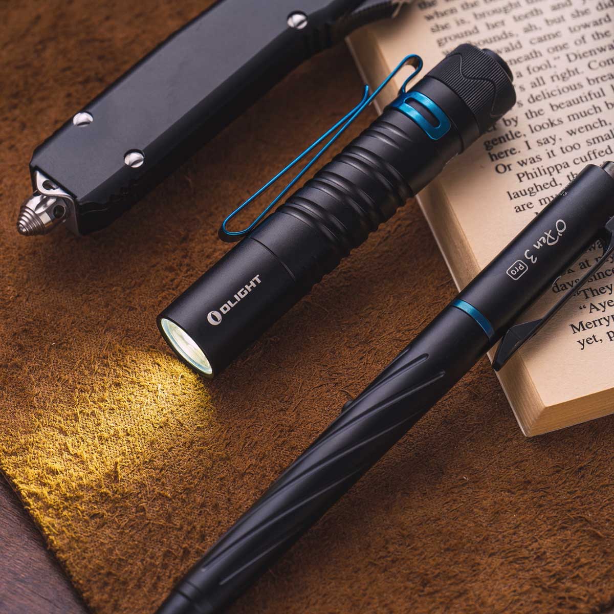 Olight I5R EOS Black zseblámpa - 350 lumen