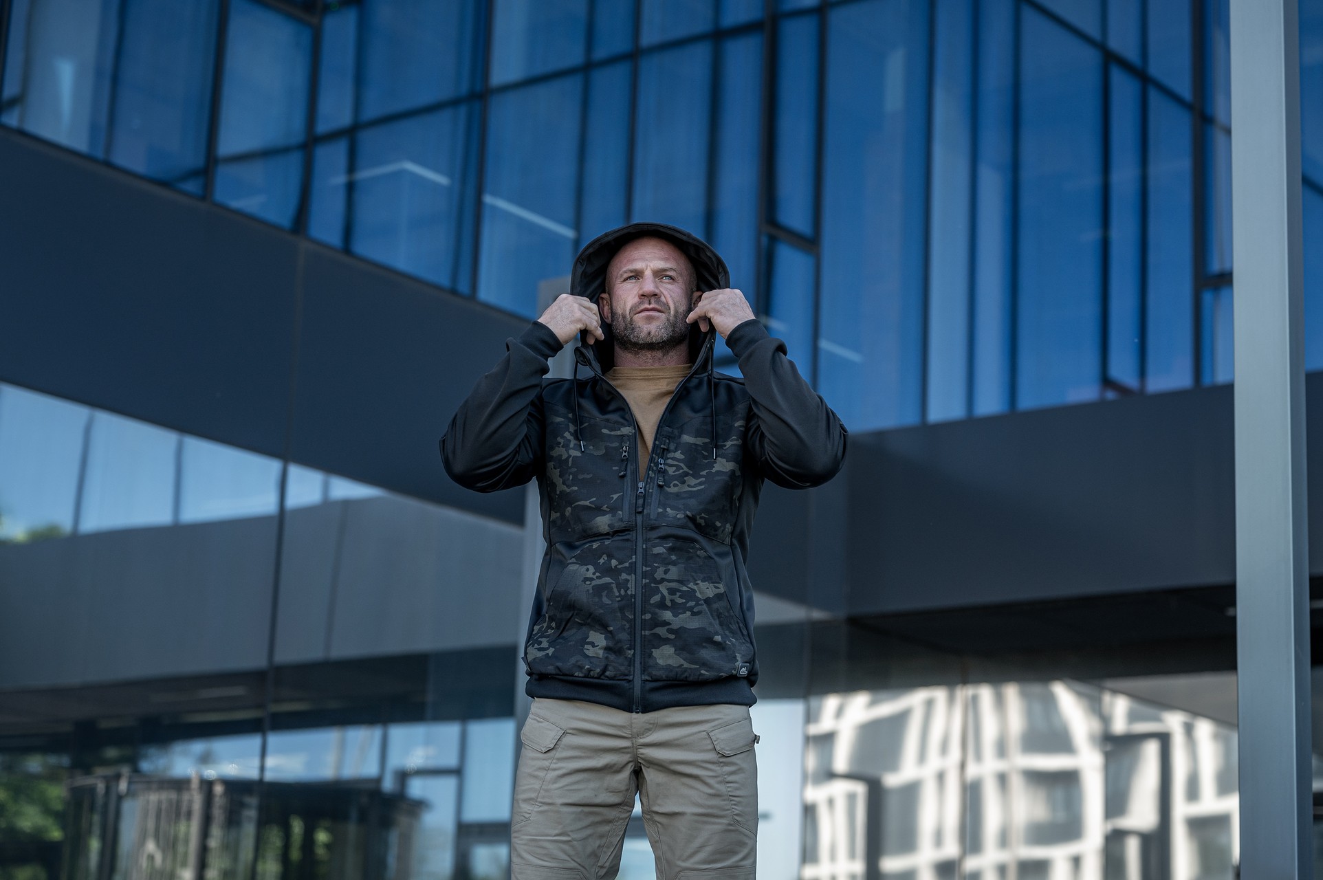 Helikon Rogue Hoodie pulóver- Black/MultiCam Black