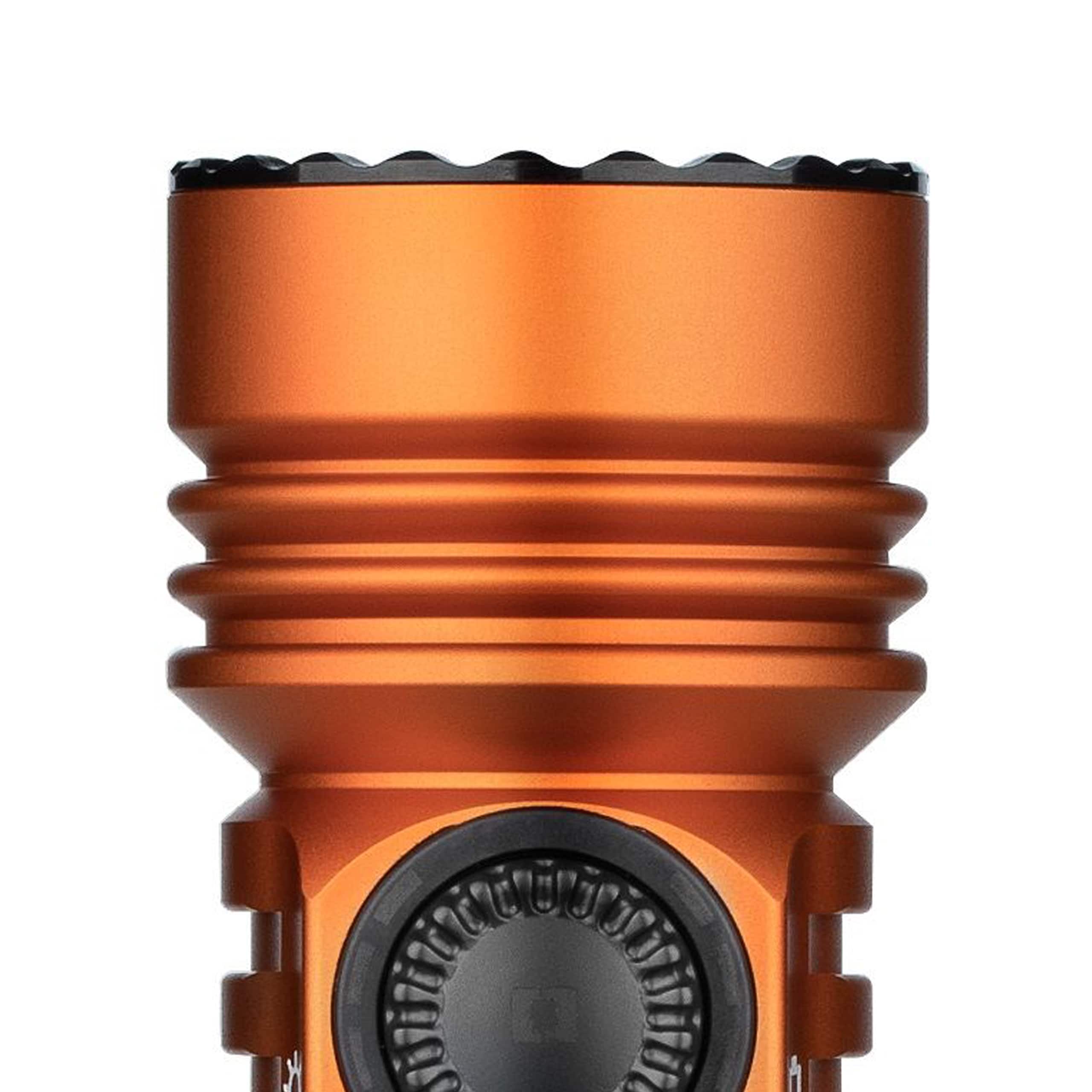 Olight Seeker 4 Pro Cool White taktikai keresőlámpa Orange - 4600 lumen