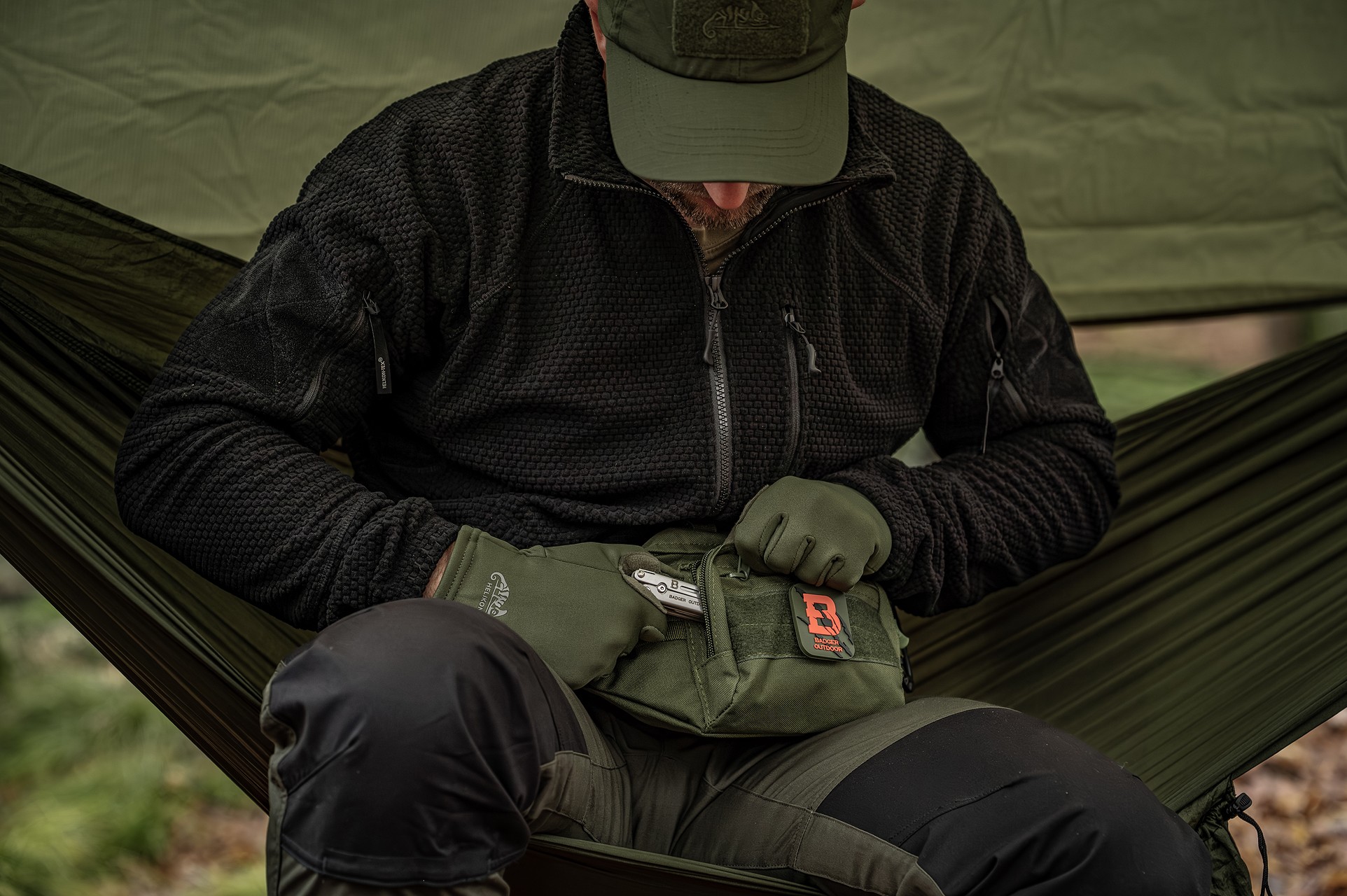 Badger Outdoor Farley övtáska - Olivazöld