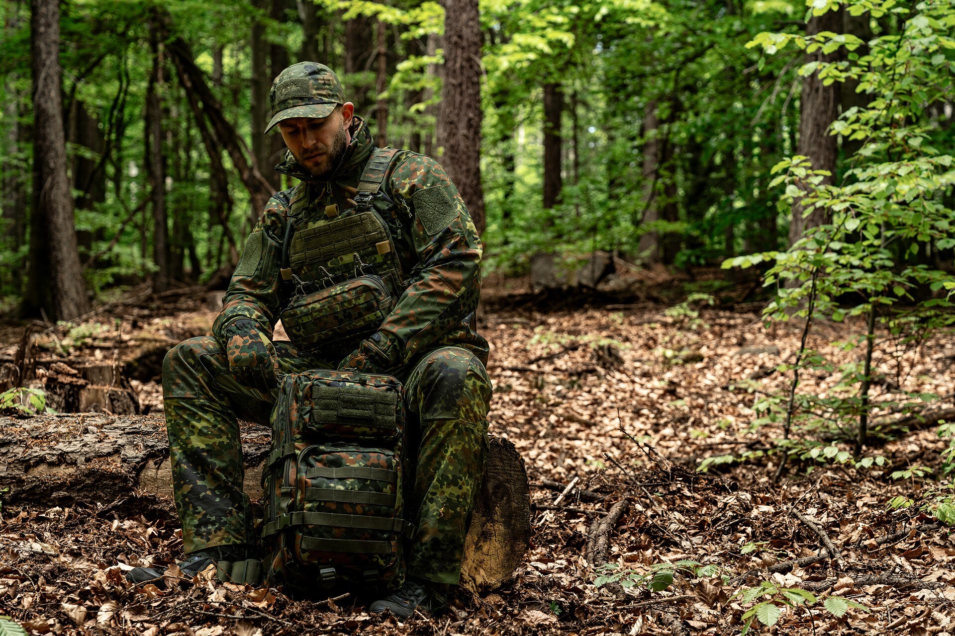Mil-Tec Assault Pack Large hátizsák 36 l - Flecktarn