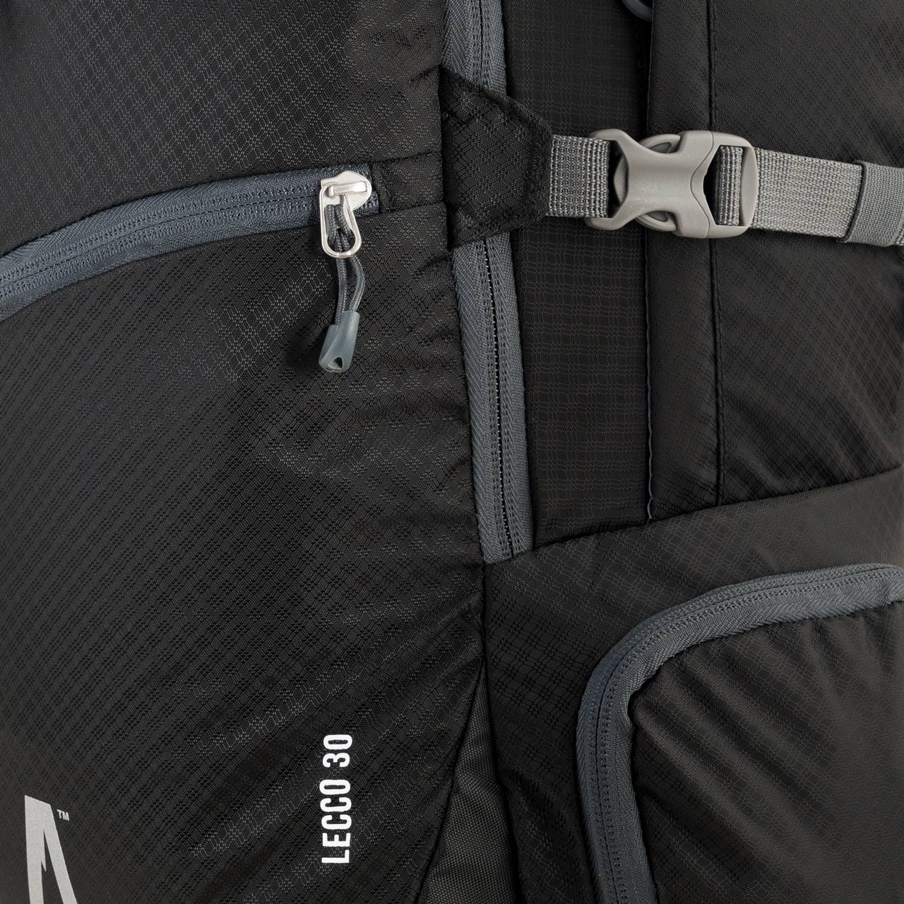 Alpinus Lecco II hátizsák 30 l - Fekete