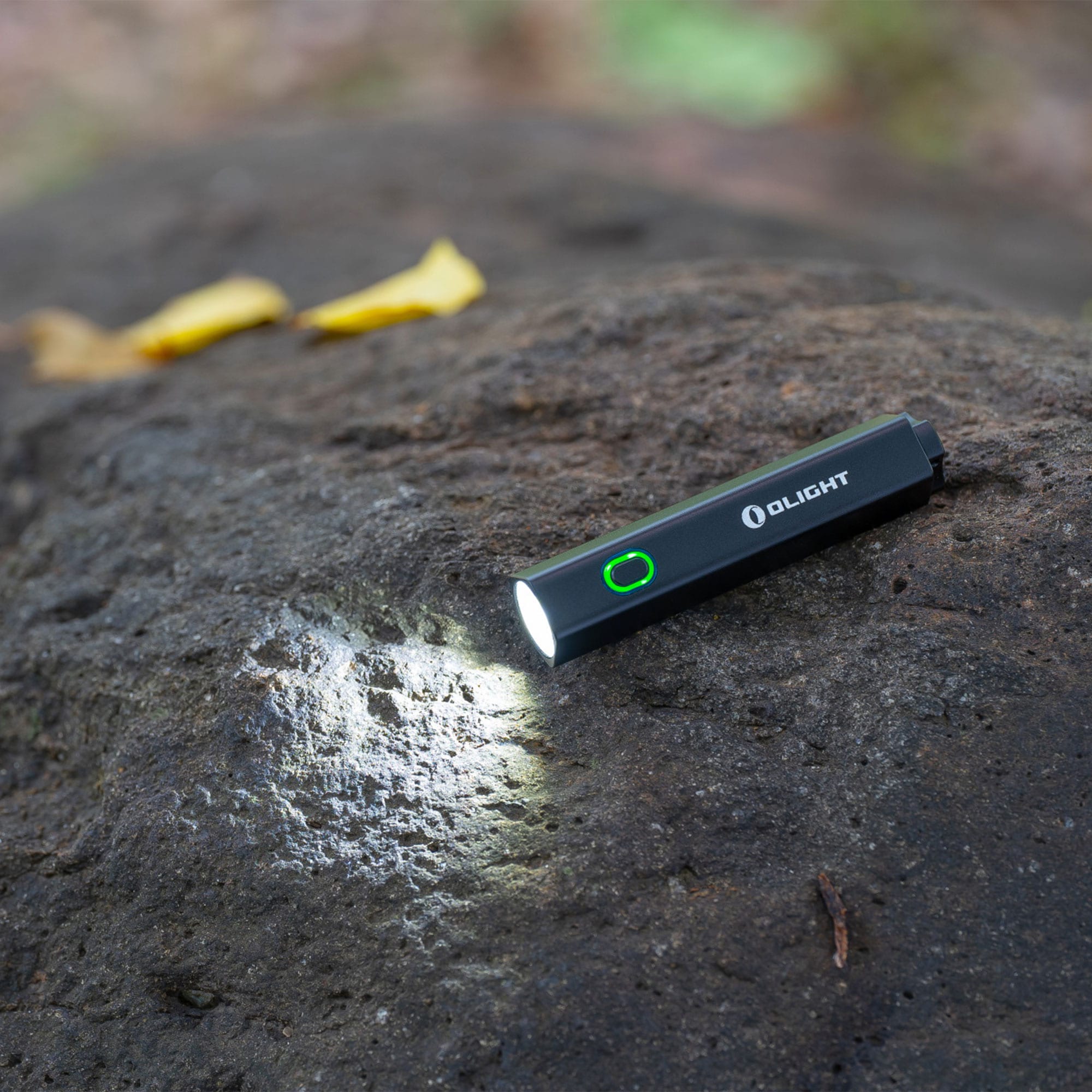 Olight Diffuse zseblámpa Black - 700 lumen