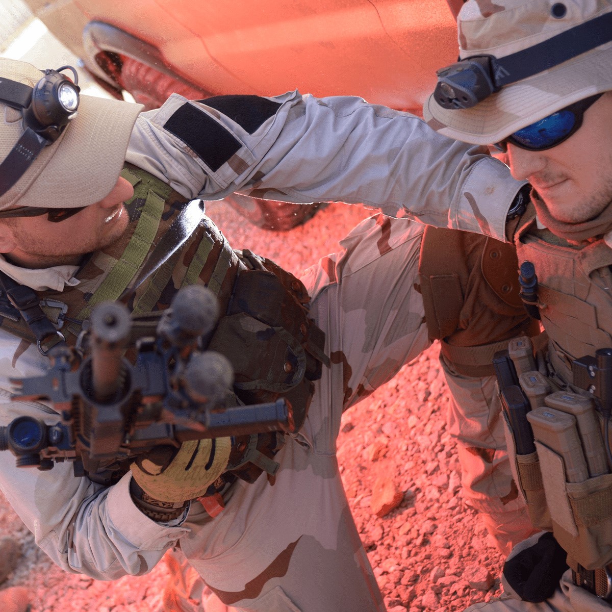 Mactronic Camo II fejlámpa - 490 lumen