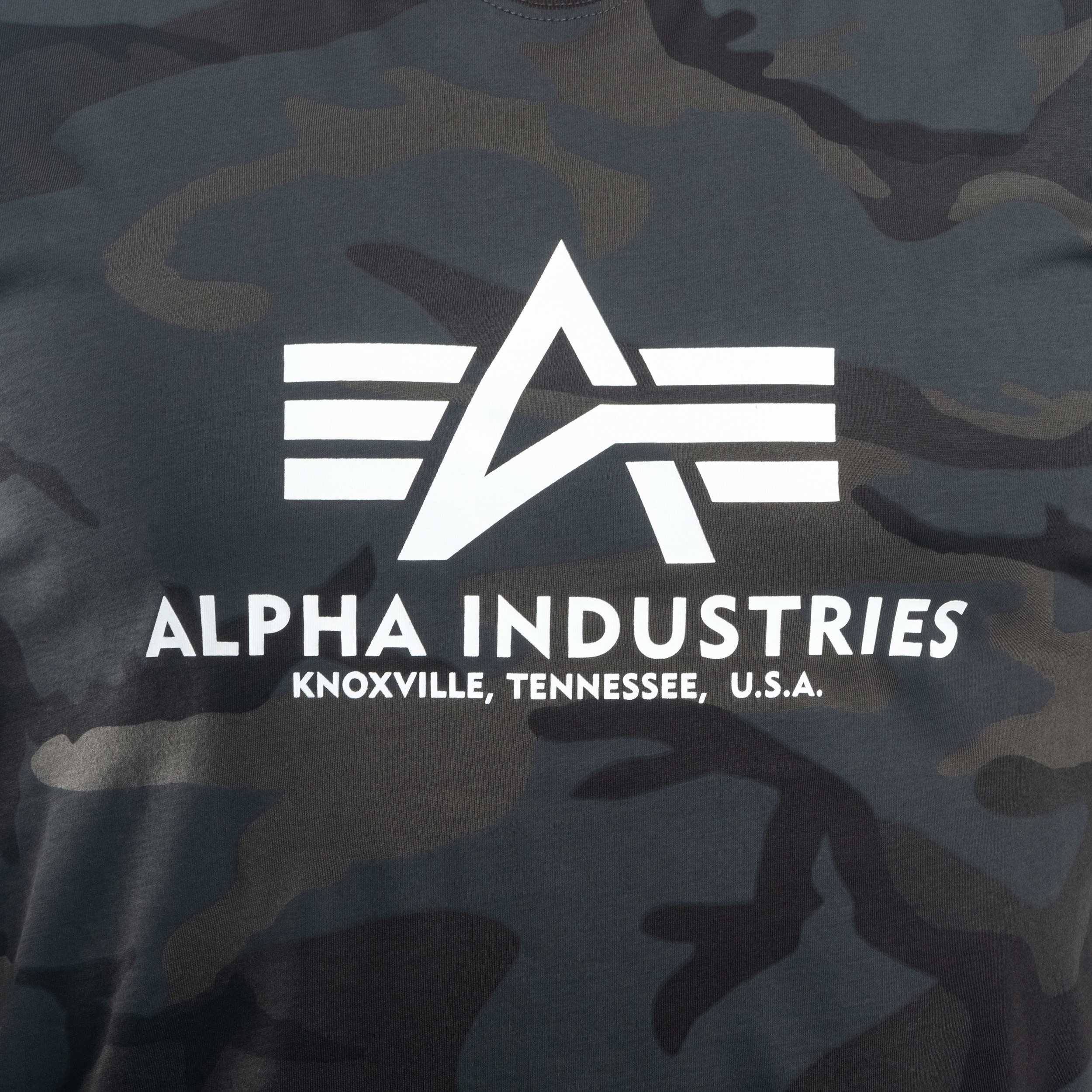 Alpha Industries Basic T-shirt póló - Black Camo