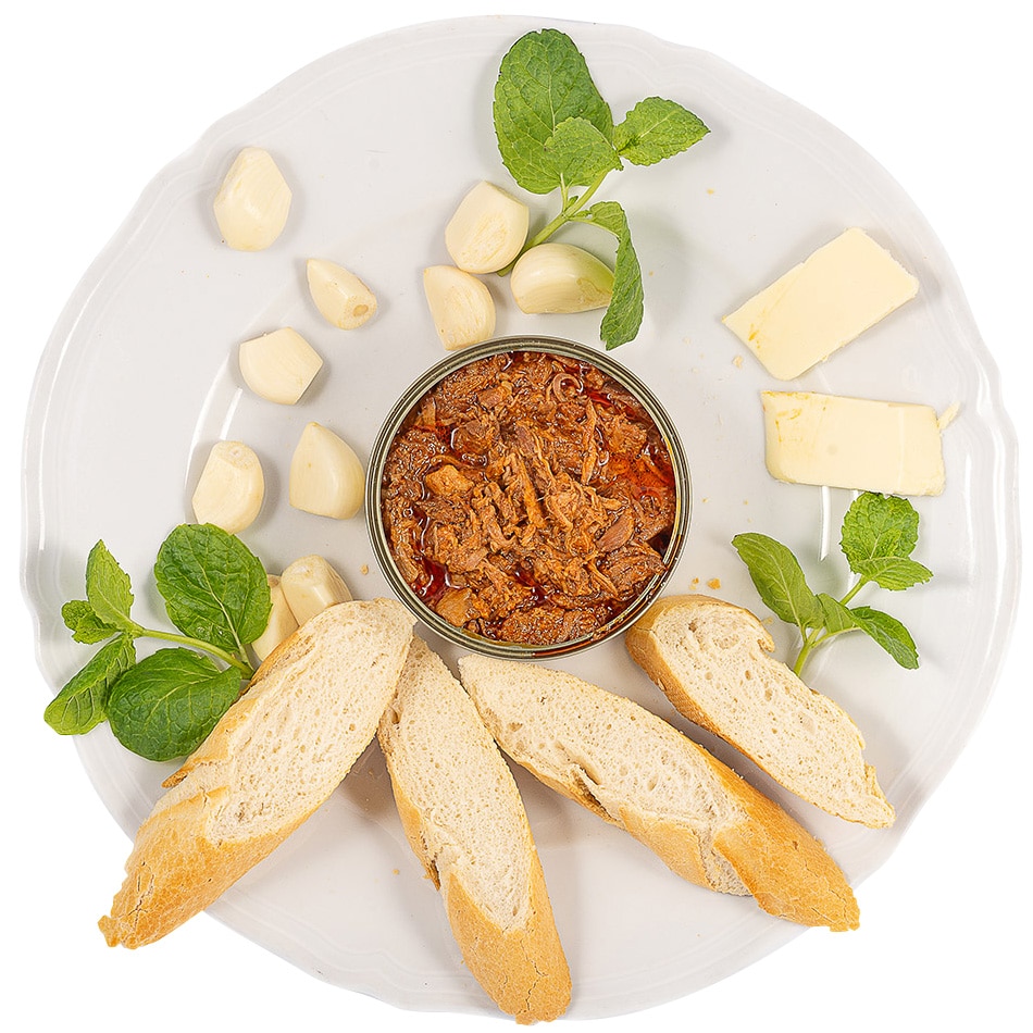 Moya Pucha Rozrywkowe Prosię konzervált élelmiszer - Tépett sertéshús BBQ Whiskey 300 g