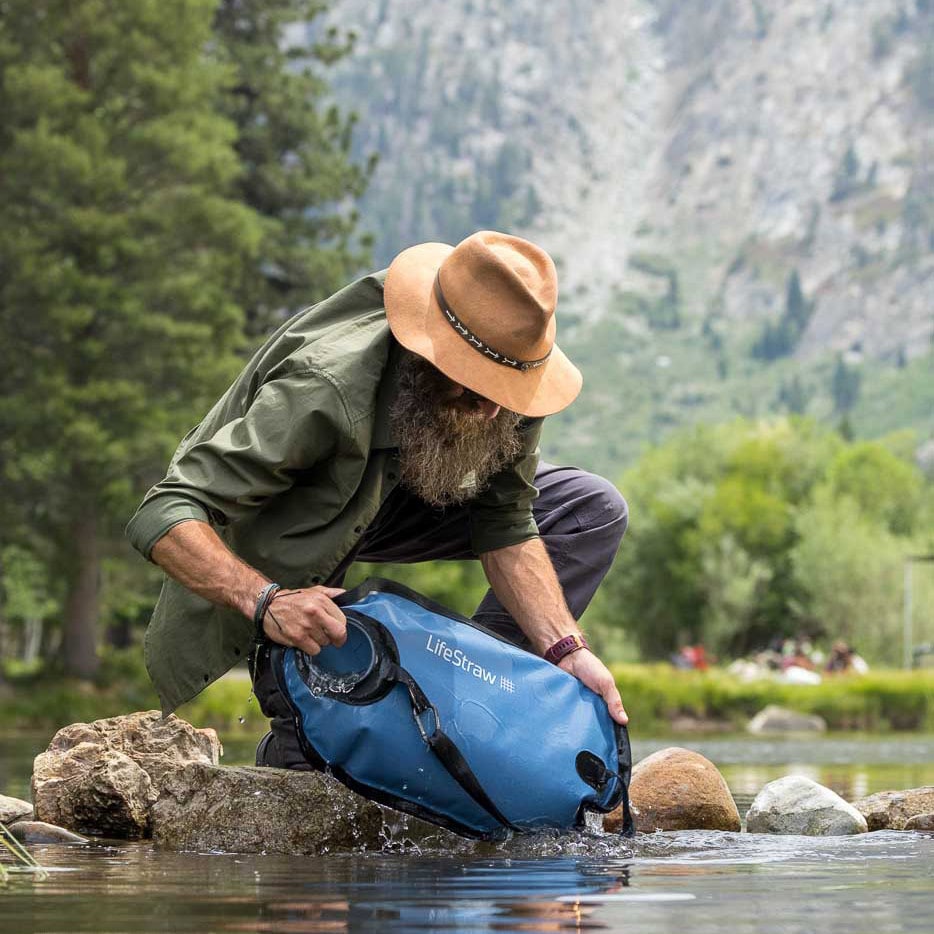 LifeStraw Peak Flex Gravity Water Filter System 8 L vízszűrő - Dark Gray