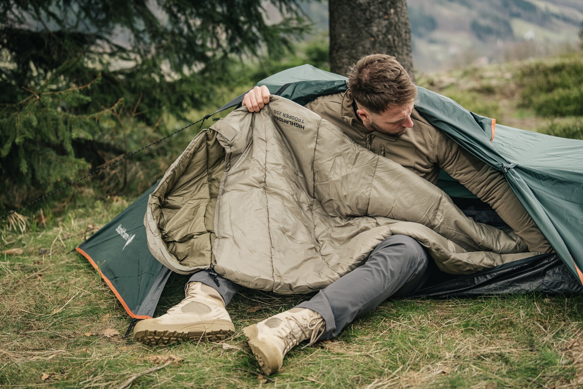 Highlander Forces Trooper 250 Ranger Green hálózsák - jobb