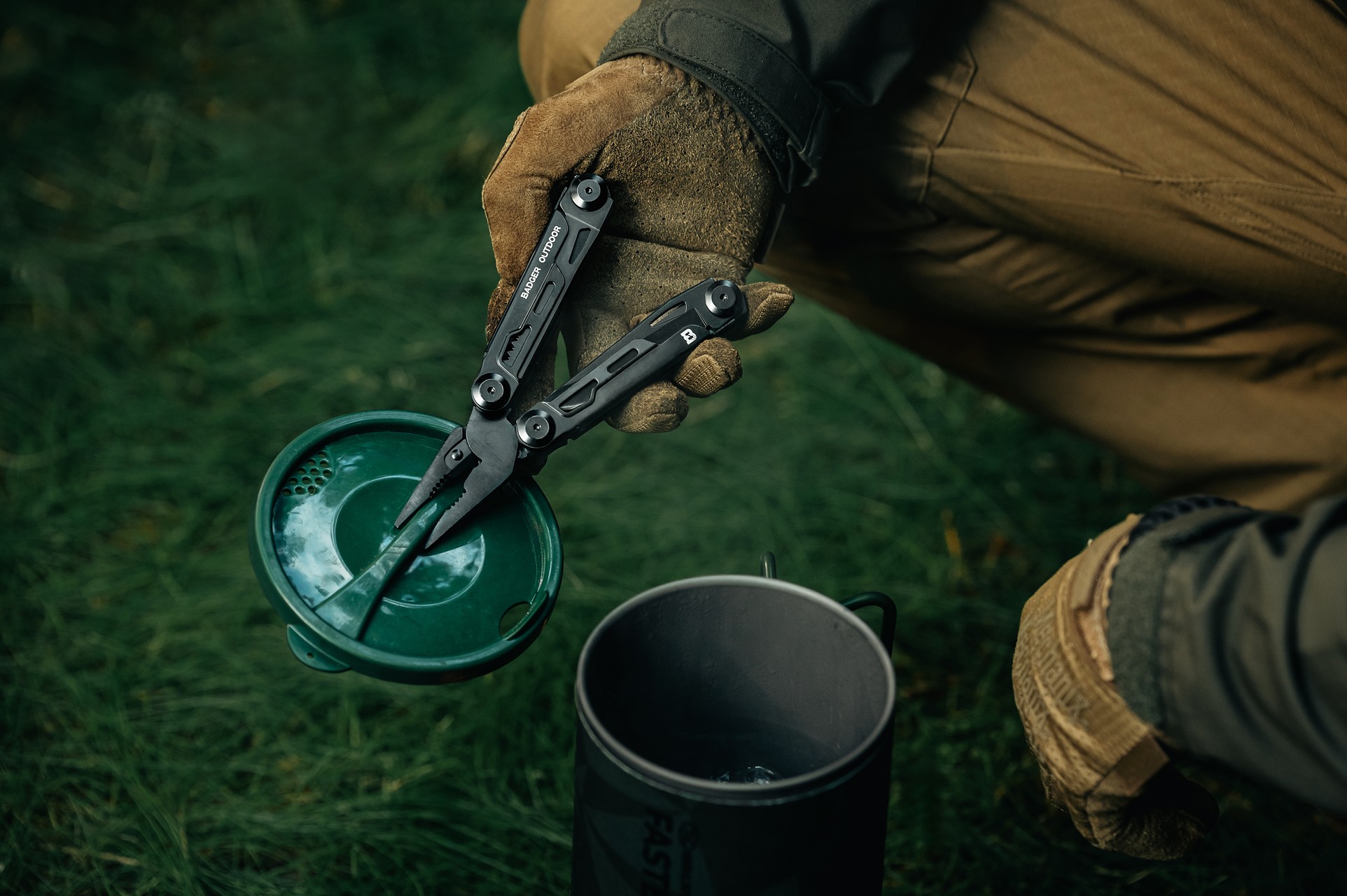 Badger Outdoor Thorn multiszerszám - Black