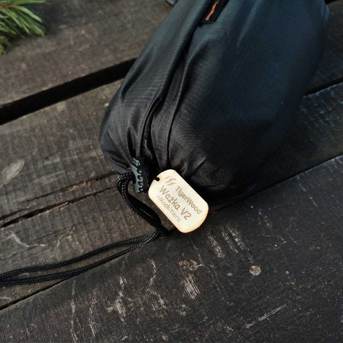 TigerWood Szitakötő V2 ultrakönnyű függőágy szúnyoghálóval - Black