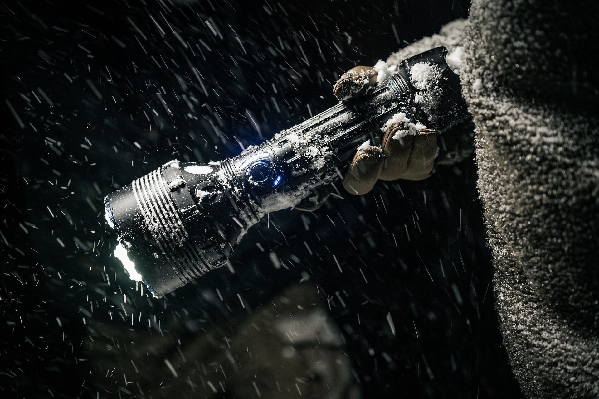 Olight X9R Marauder újratölthető zseblámpa - 25000 lumen