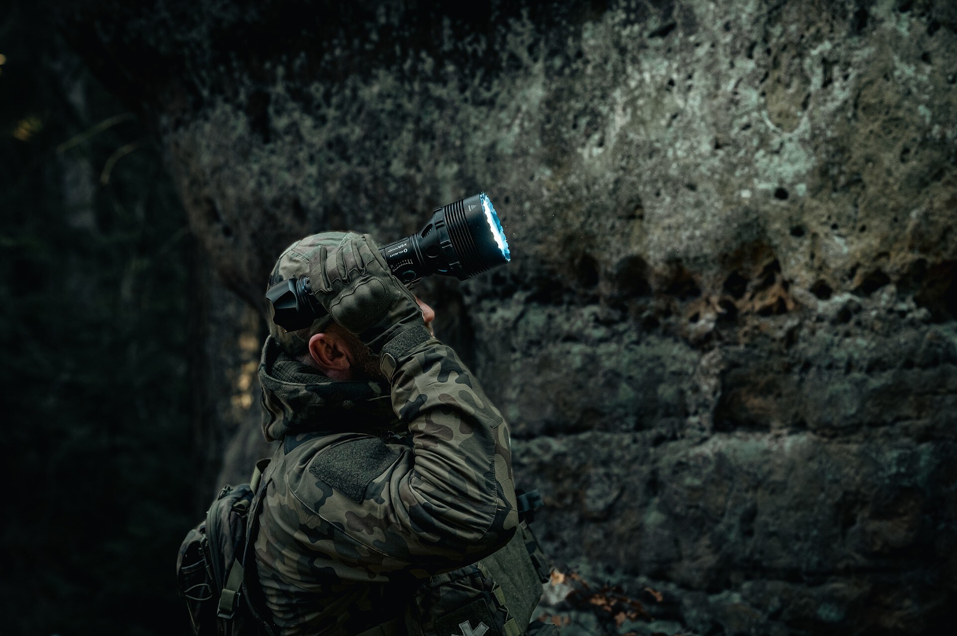 Olight X9R Marauder újratölthető zseblámpa - 25000 lumen