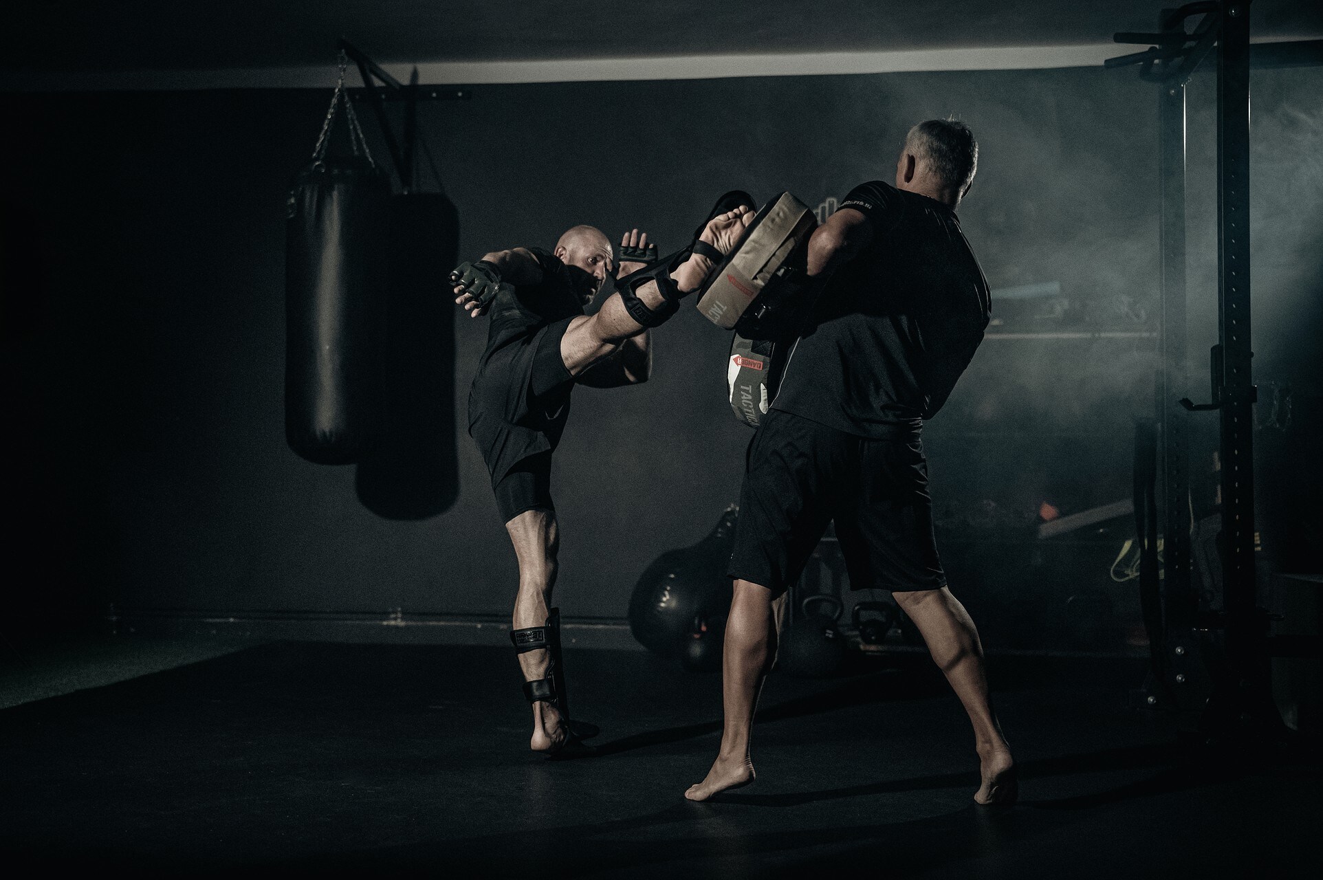 Fighter Thai Ergo lábszár- és lábfejvédő - Black