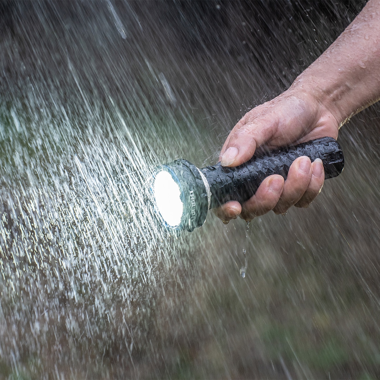 Olight Prowess zseblámpa Black - 5000 lumen