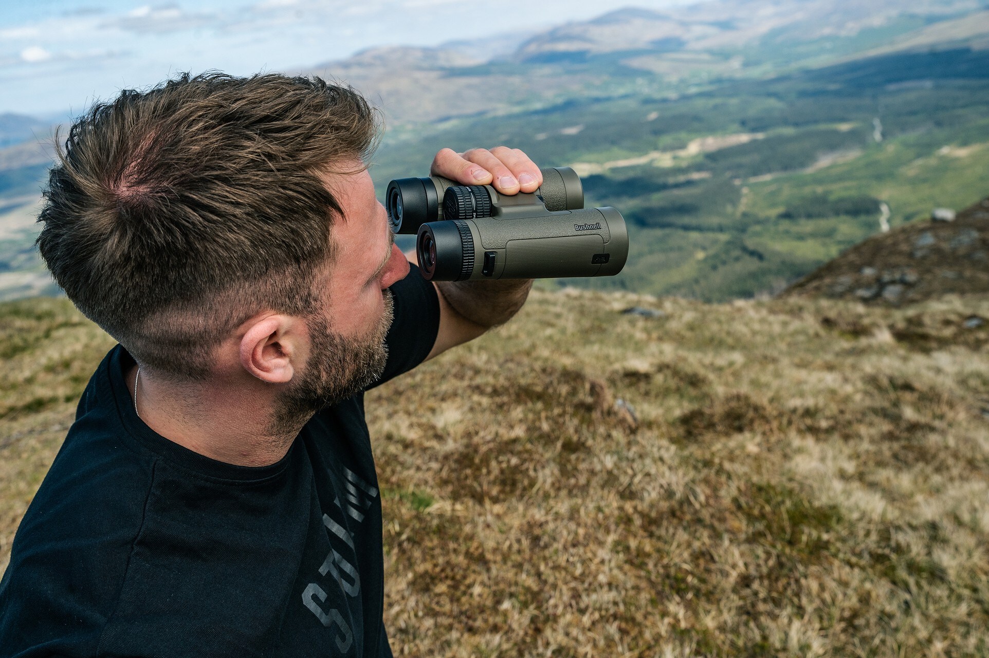 Bushnell R3 távcső 8x42 - Ranger Green