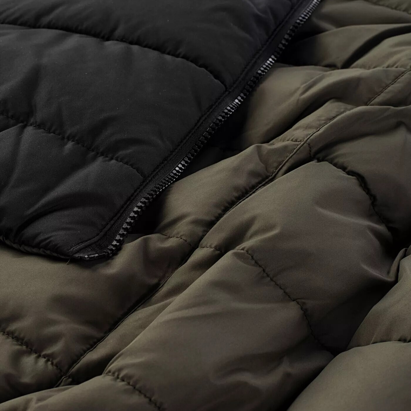 Magnum Recto ujjatlan kabát - Black/Olive Green