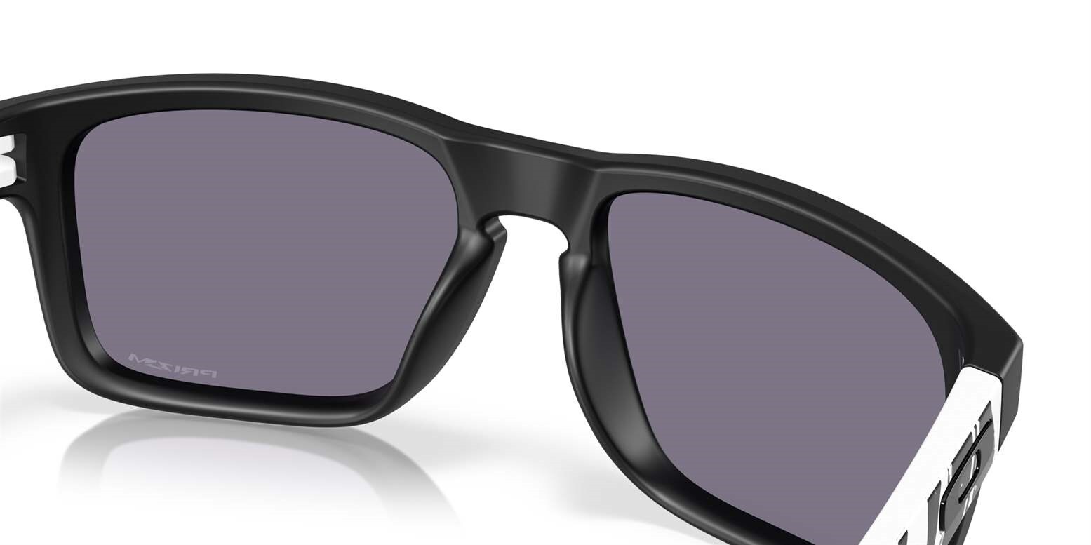 Oakley Holbrook napszemüveg - Matte Black/Prizm Grey