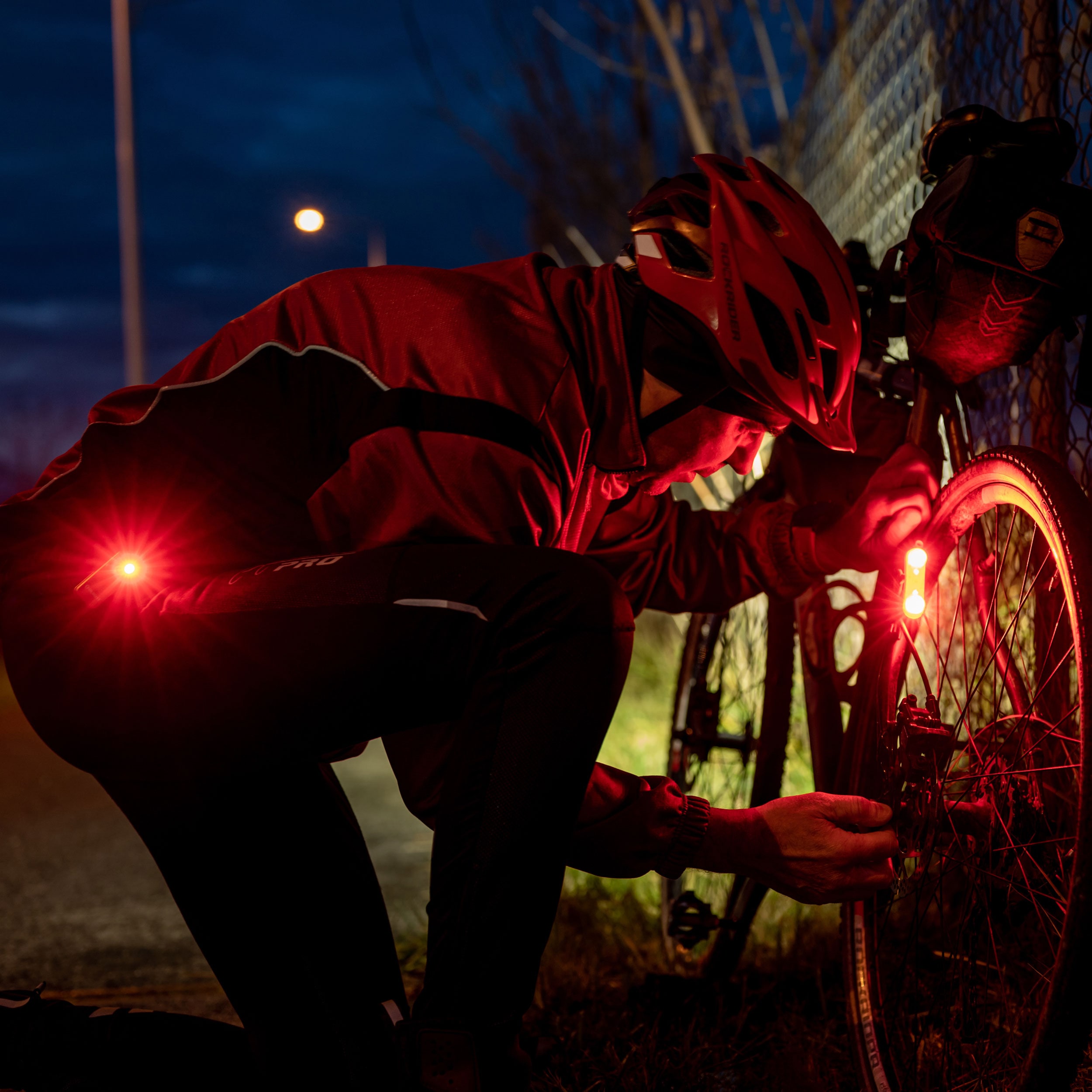 Olight Oclip Pro újratölthető zseblámpa - 500 lumen