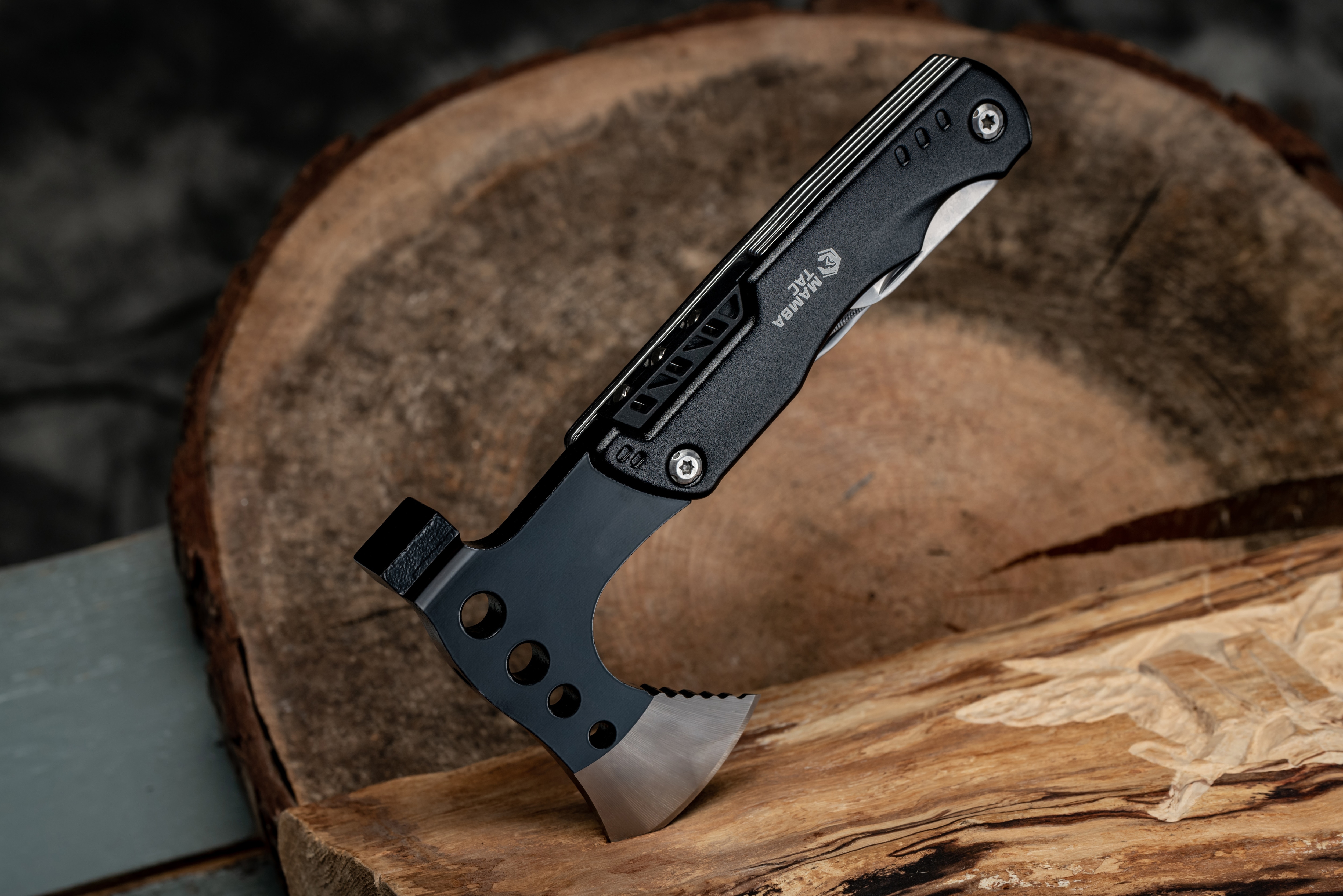 Mamba Tac Axe Cutter 17w1 multiszerszám - Black